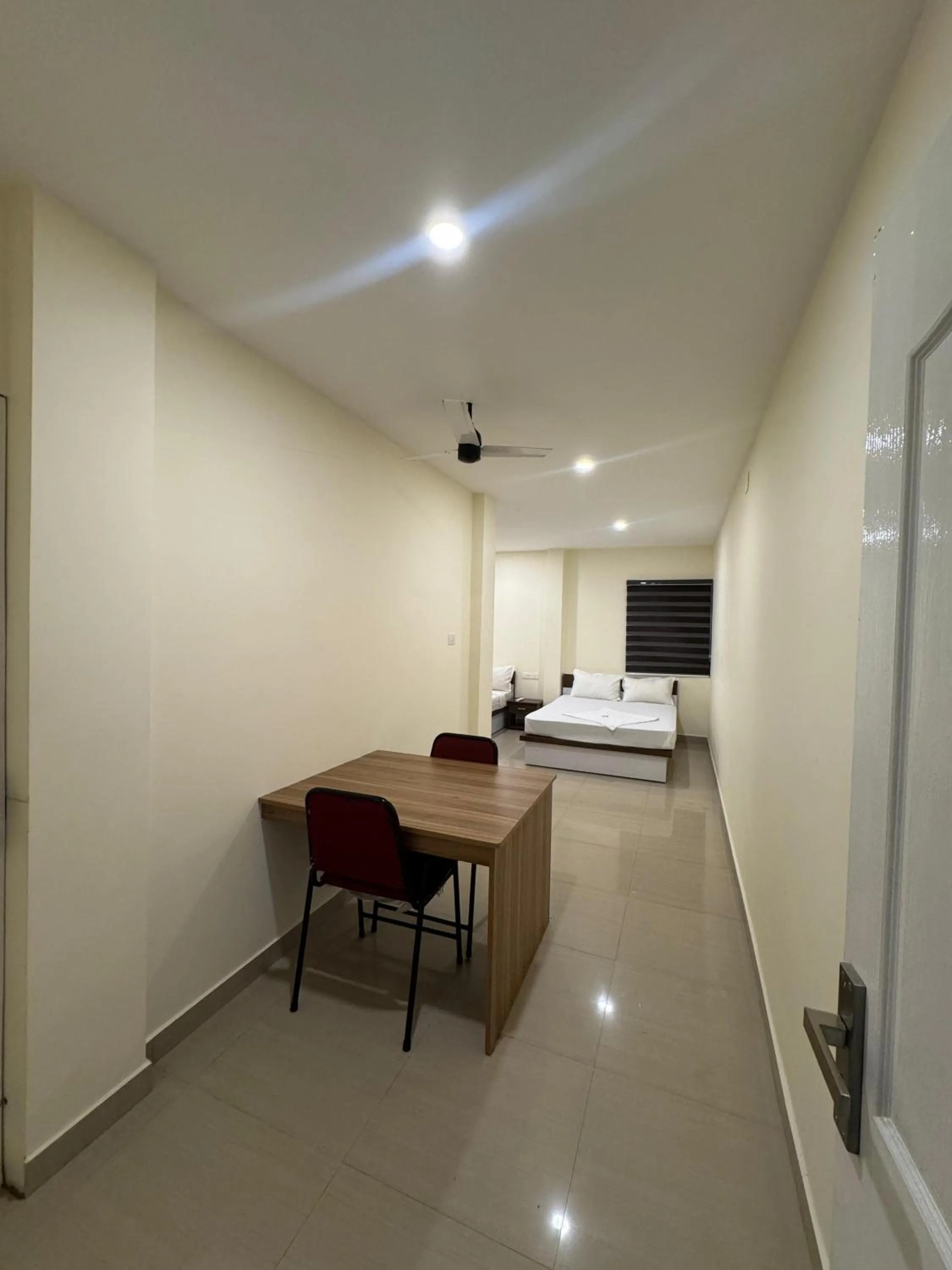 Bed in Heres Haut Residency