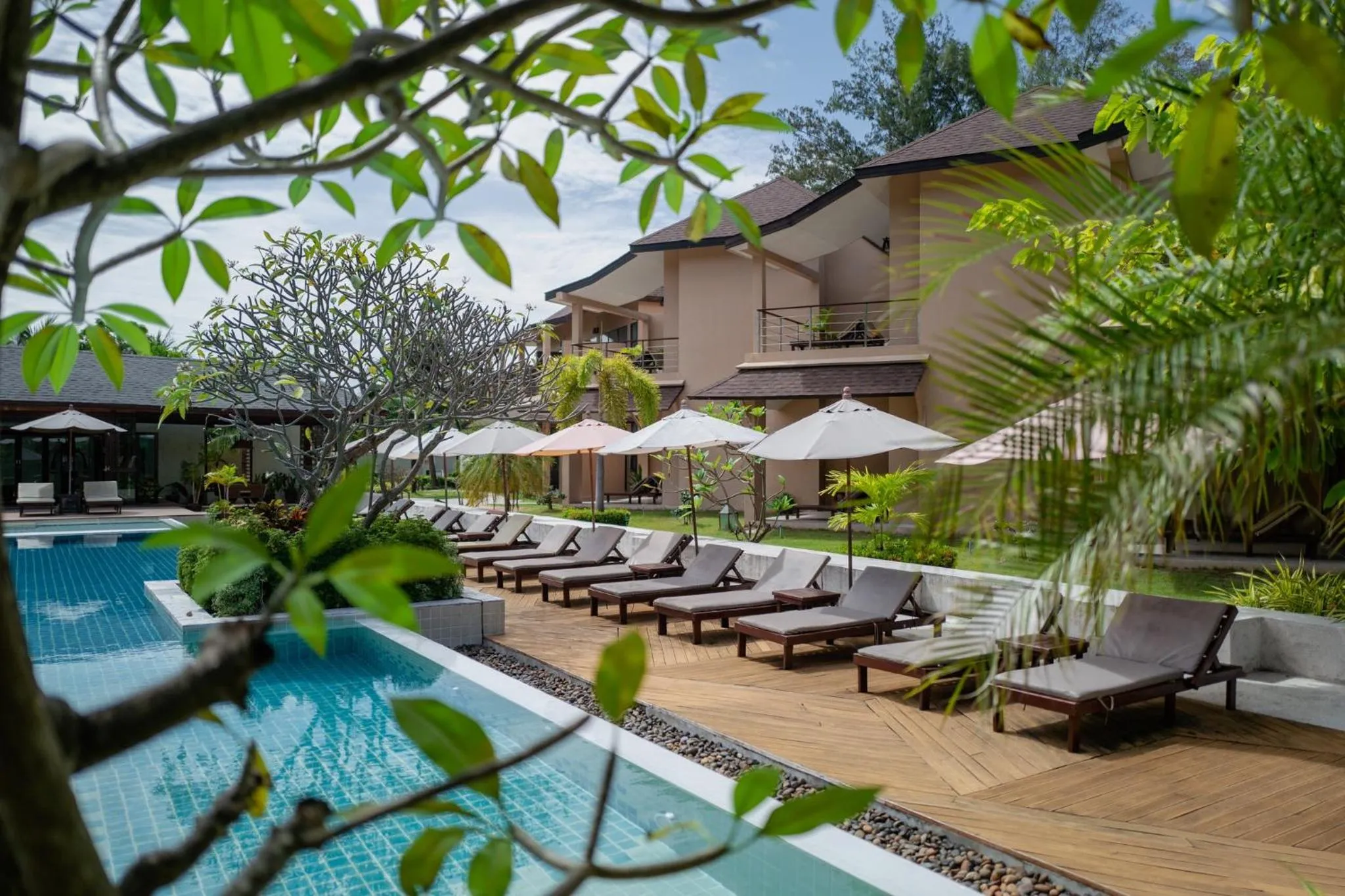 Swimming pool in Bundhaya Villas