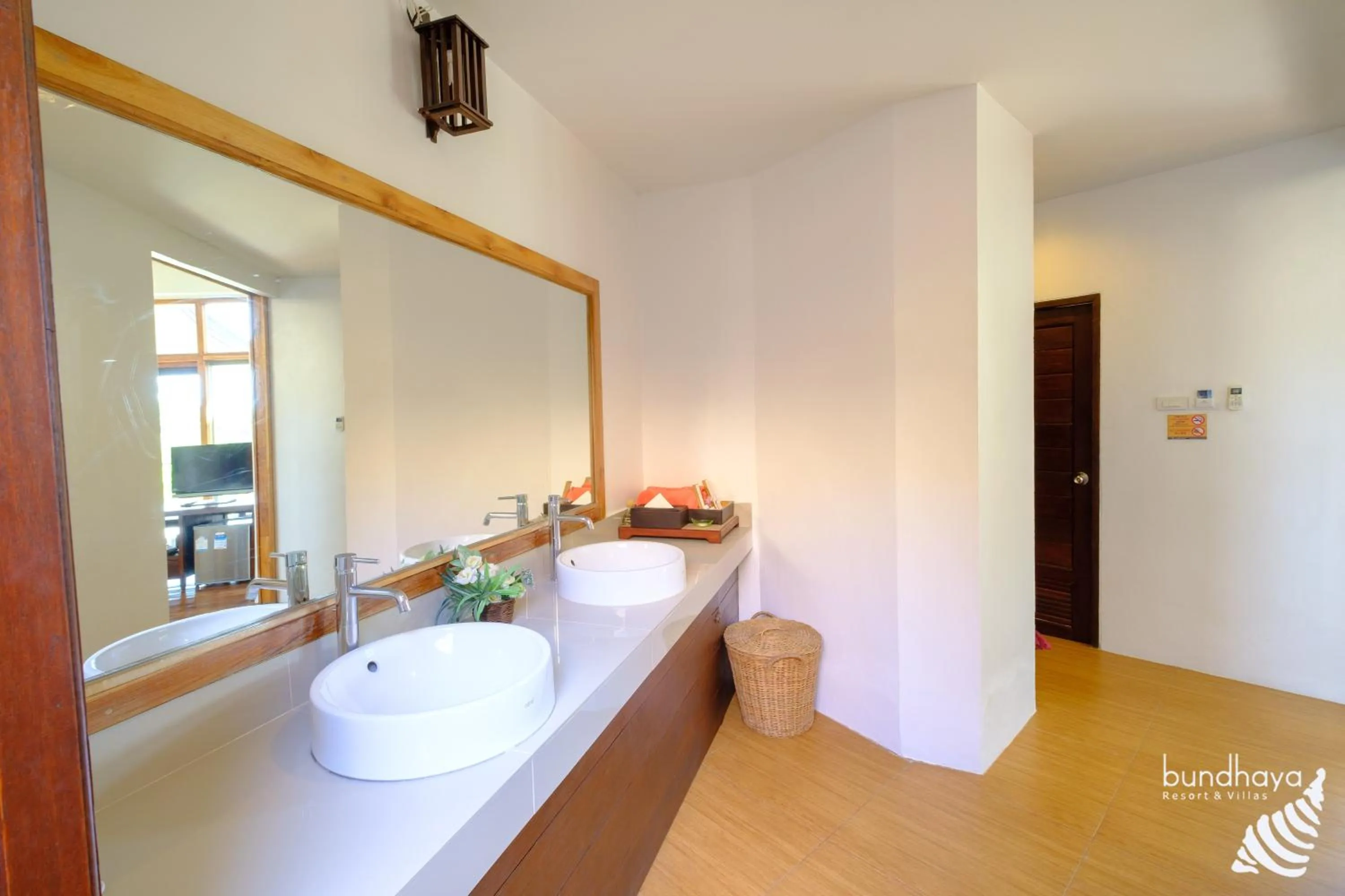 Toilet in Bundhaya Villas