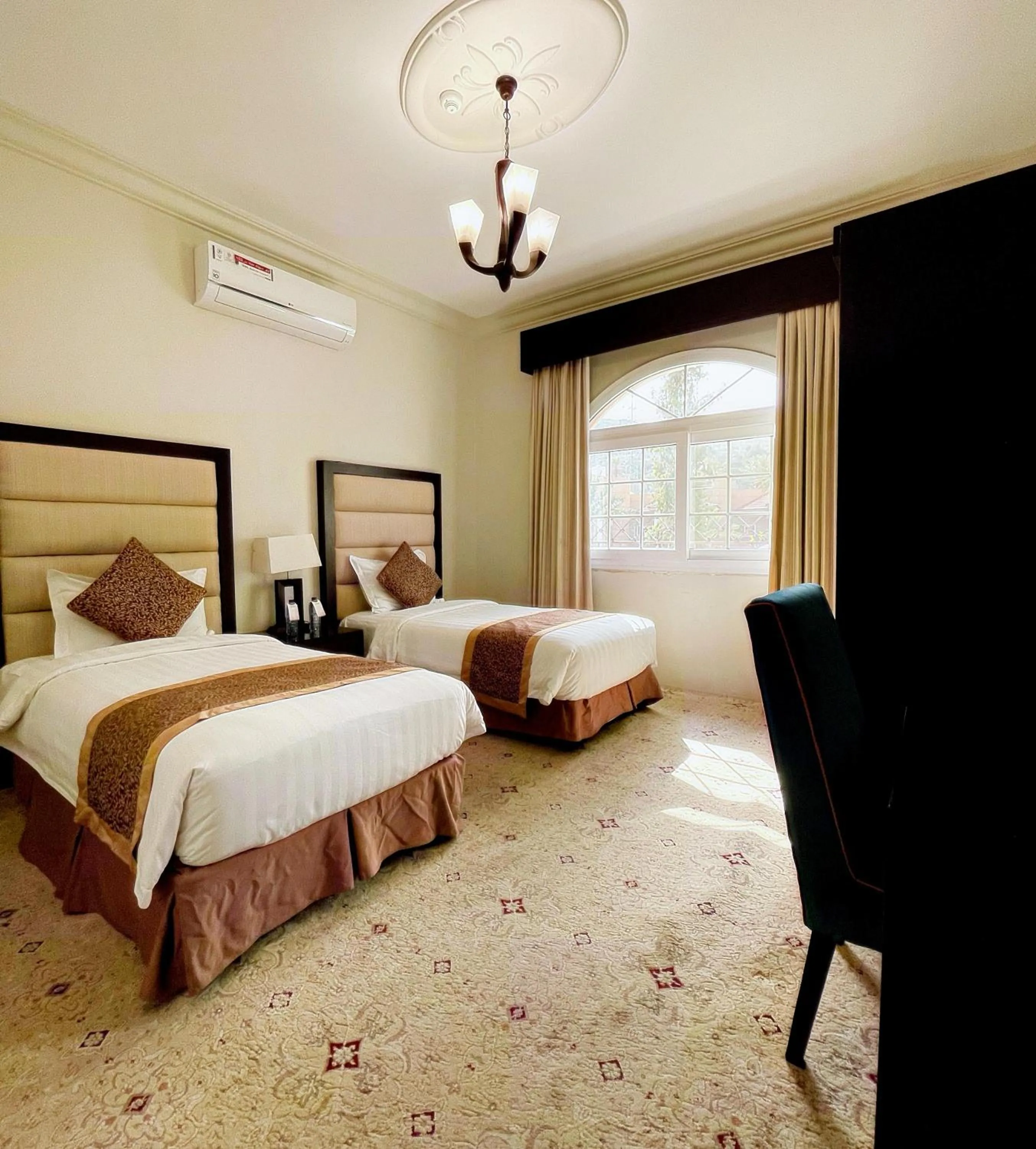 Bed in Meral Oasis Resort Taif