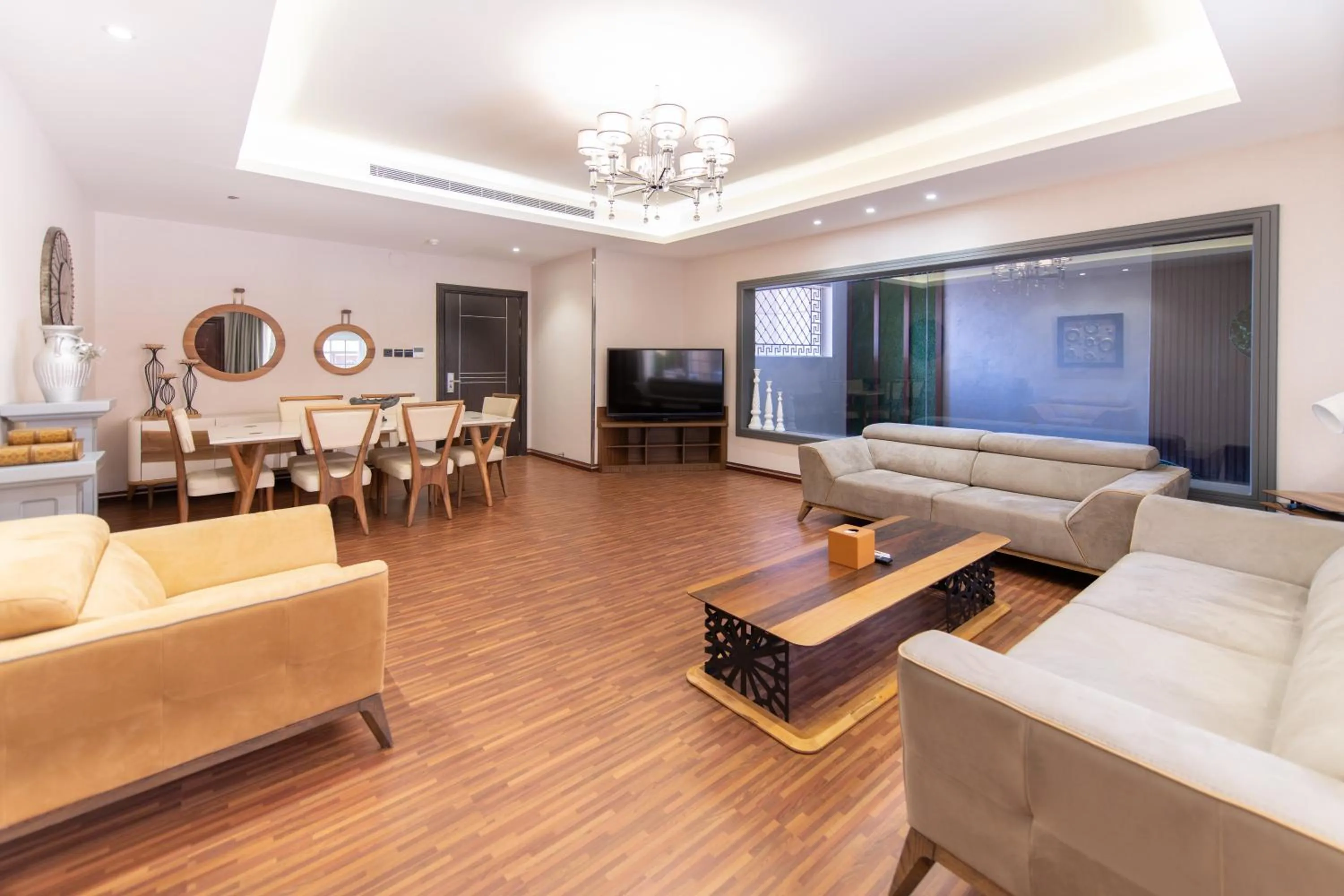 TV and multimedia in Meral Oasis Resort Taif