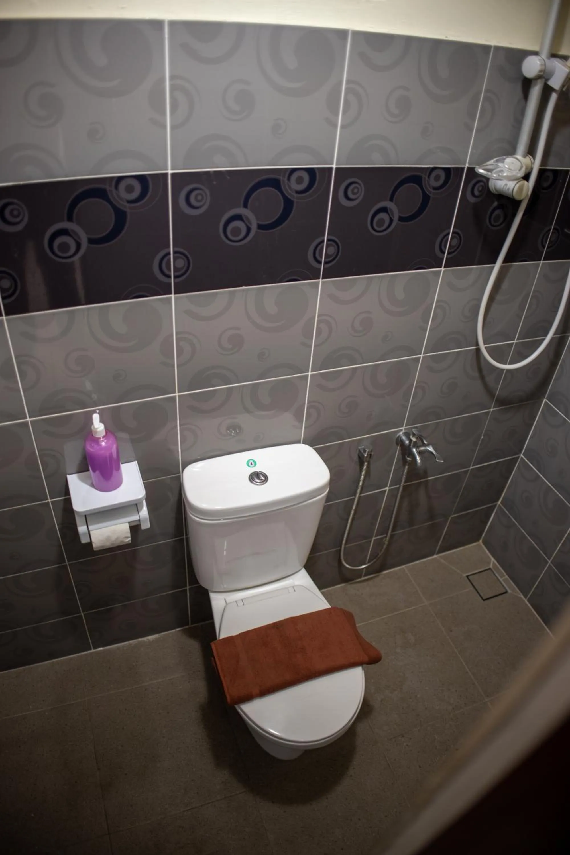 Shower in Sweet Inn Guest House