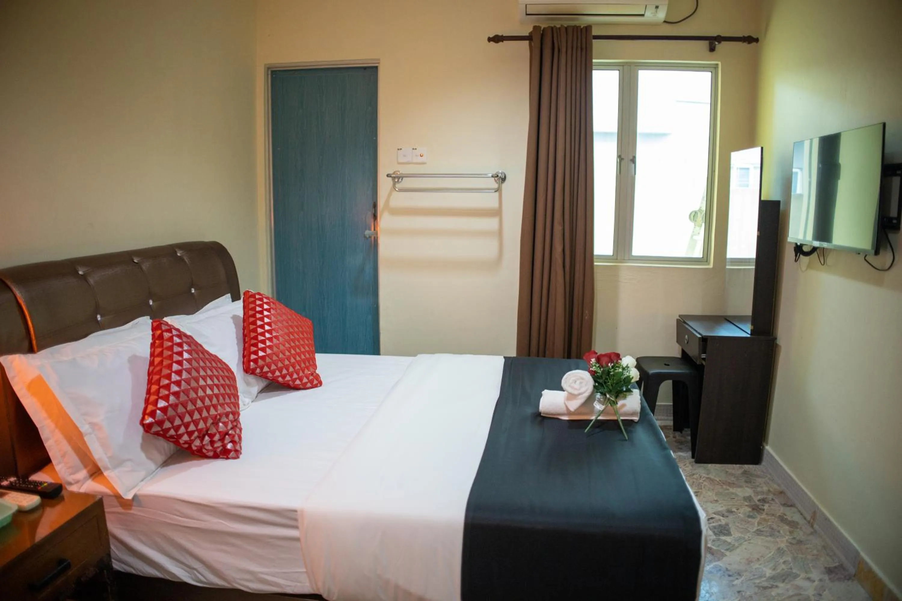 Bed in Sweet Inn Guest House