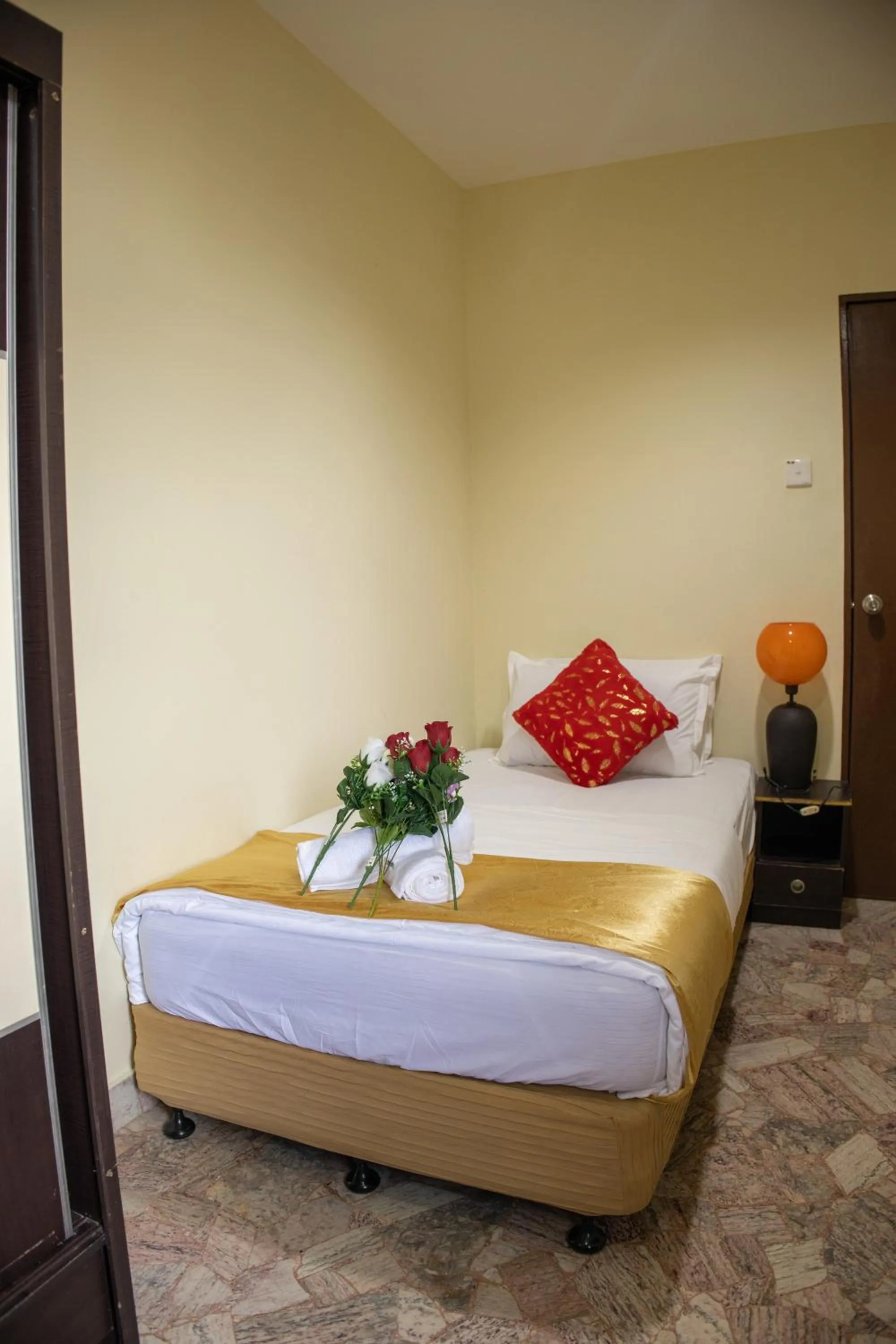 Bed in Sweet Inn Guest House