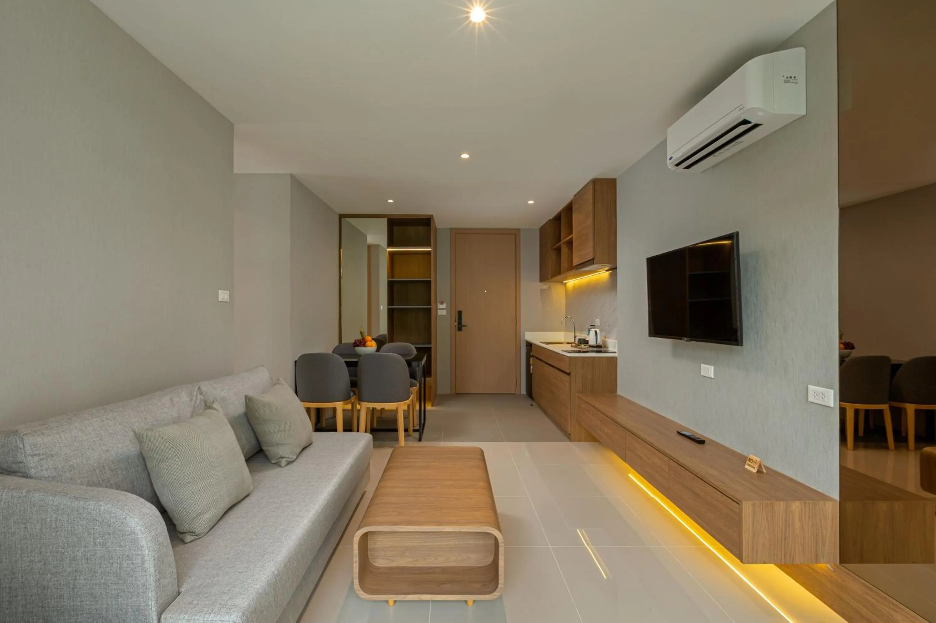 TV and multimedia in Wyndham Garden Naithon Phuket