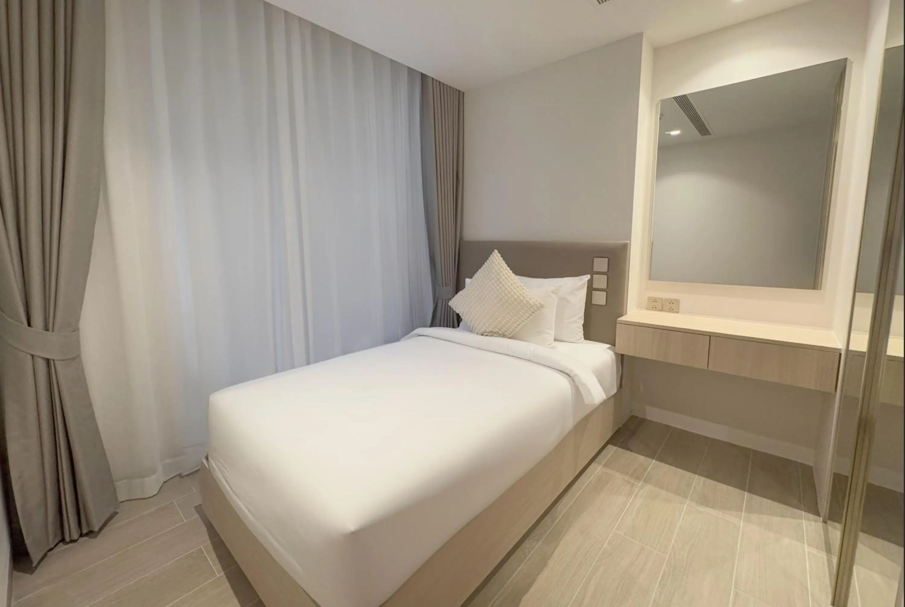 Bedroom, Bed in Wyndham Garden Naithon Phuket