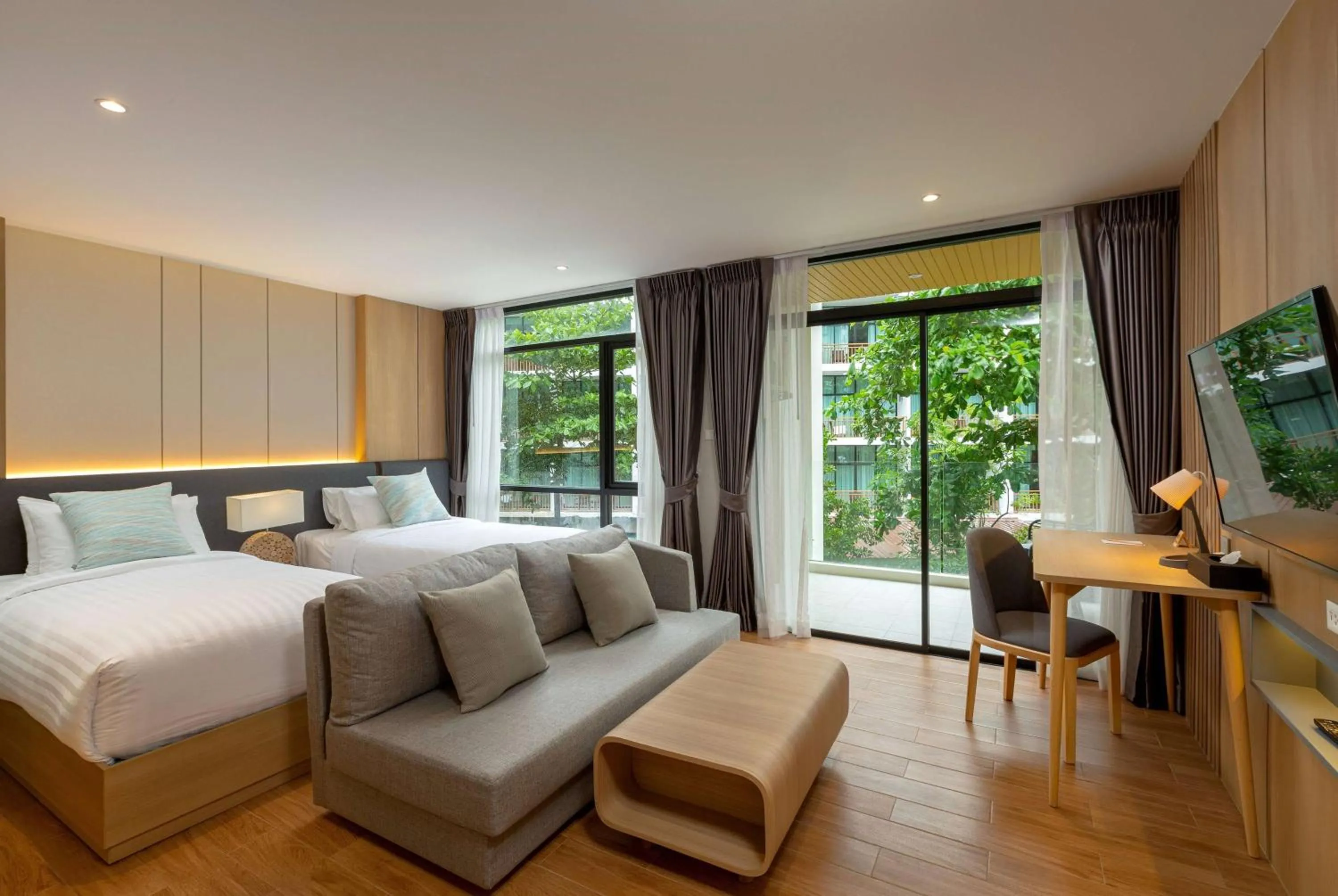 Photo of the whole room, Bed in Wyndham Garden Naithon Phuket
