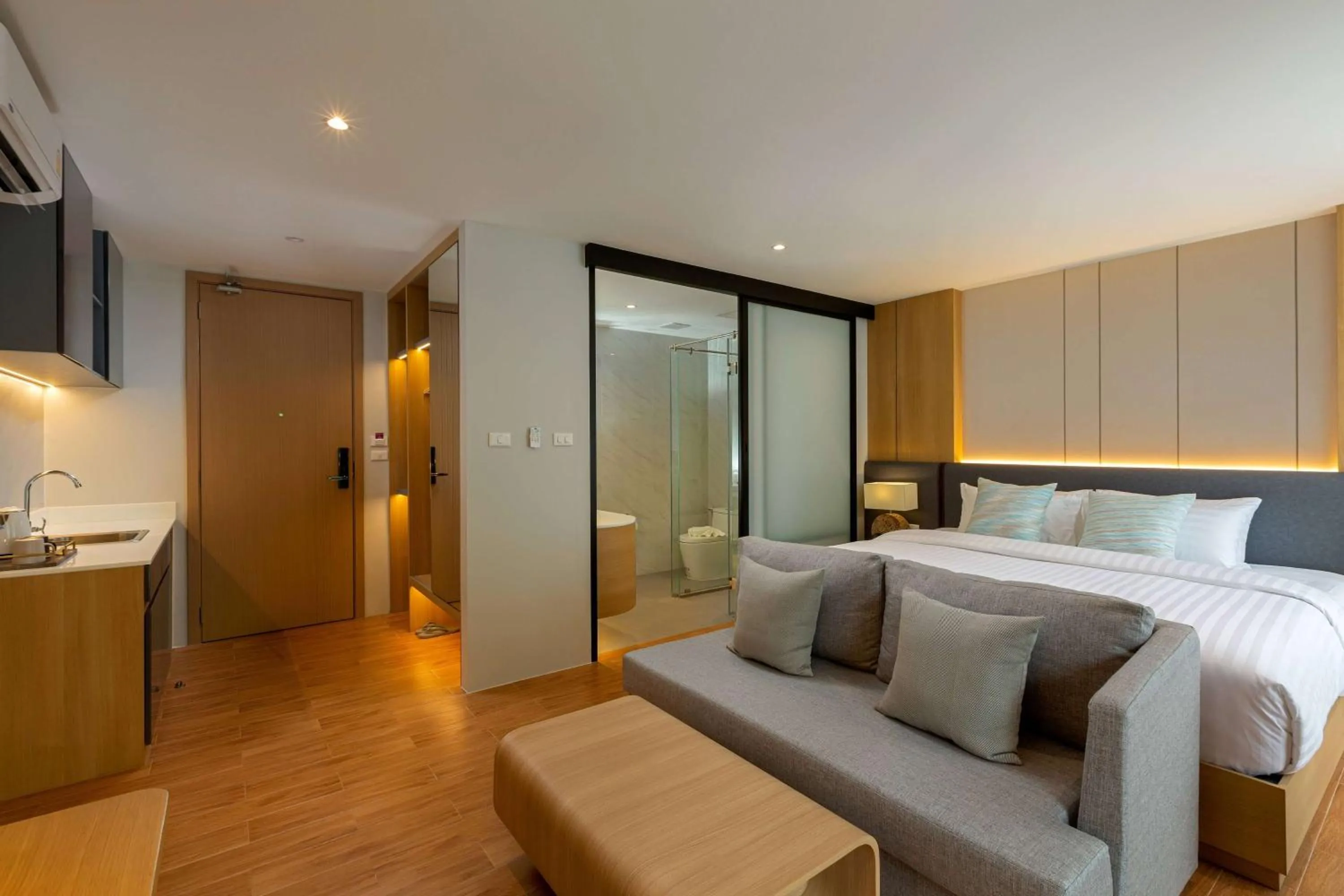 Photo of the whole room, Bed in Wyndham Garden Naithon Phuket