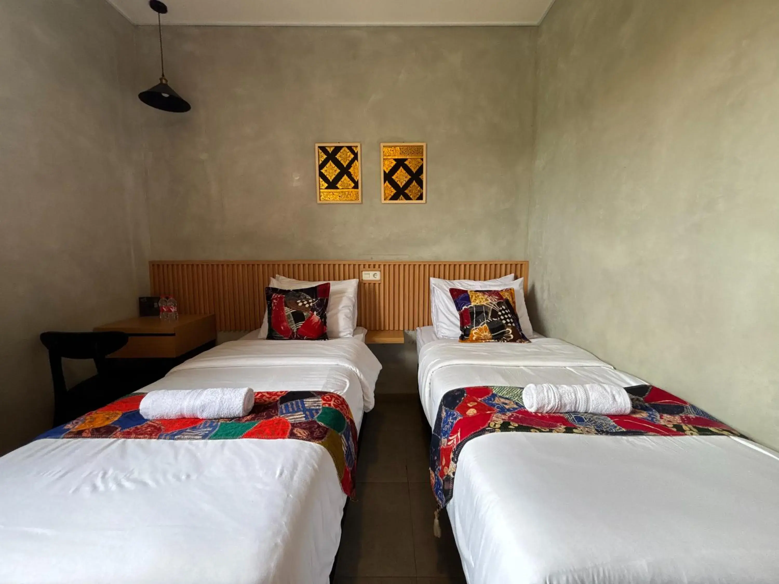 Twin Room in The Cluster Harris Twin Room in The Cluster Harris