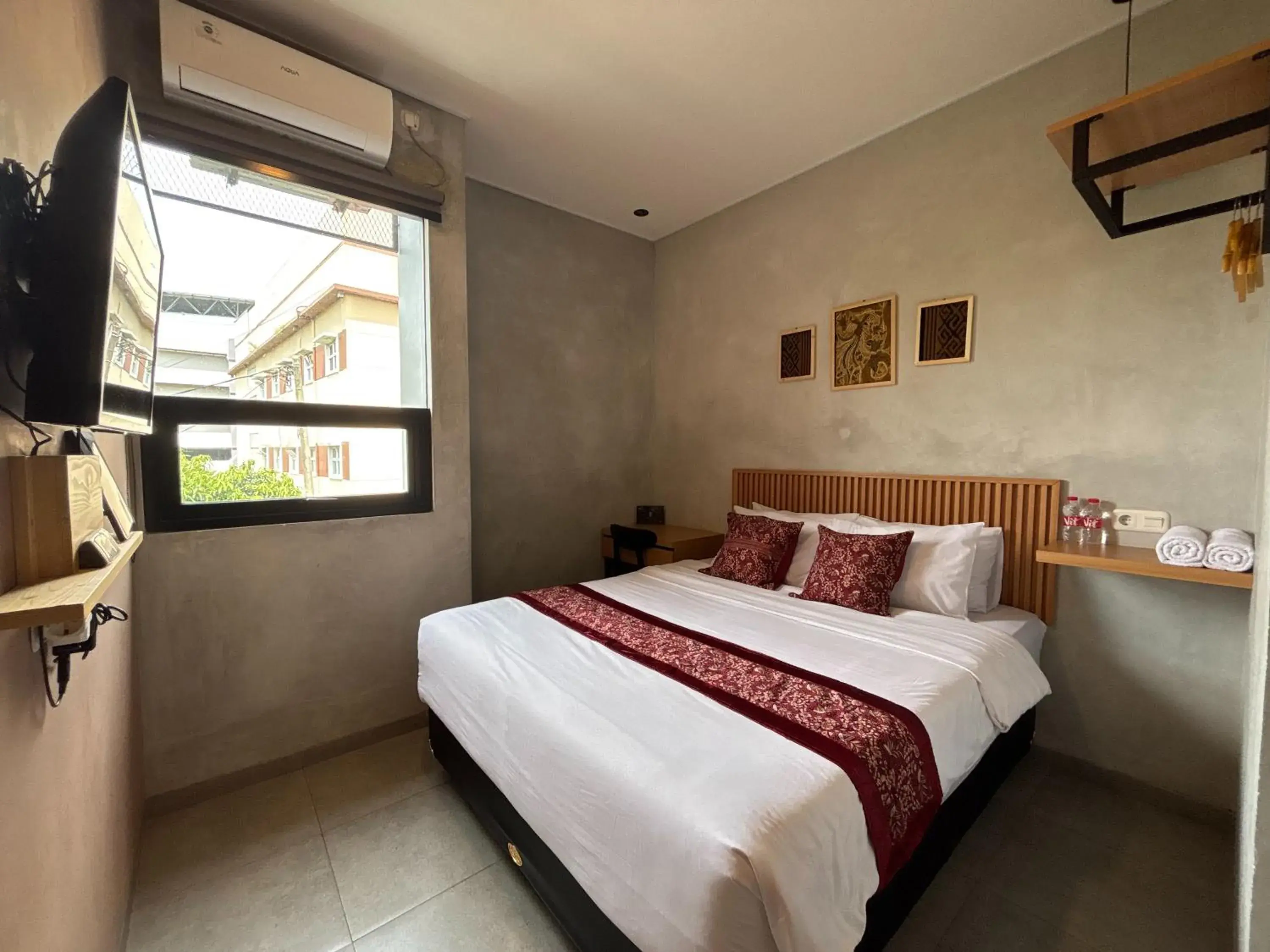 The Cluster Harris The Cluster Harris