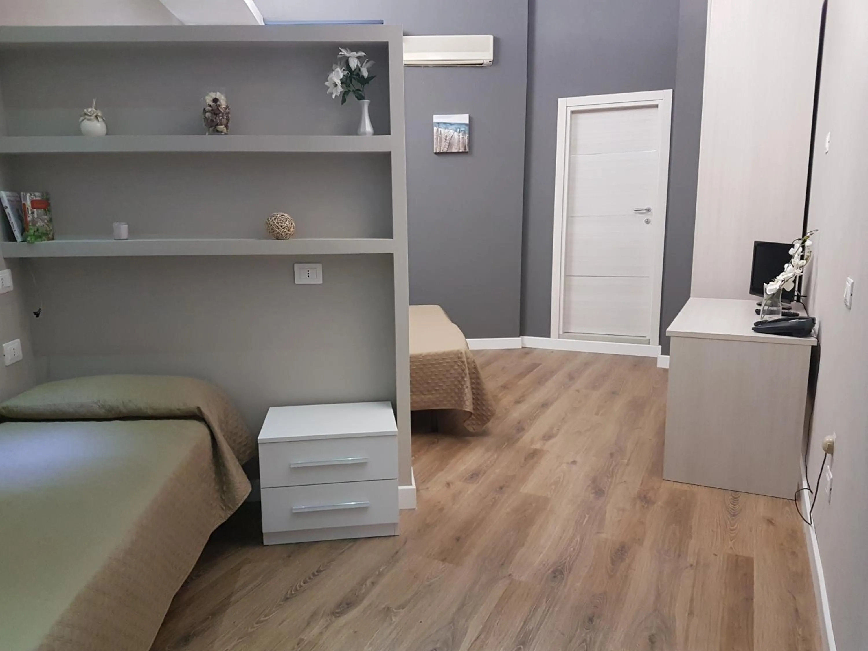 Communal lounge/ TV room in La Baita Del Re Resort