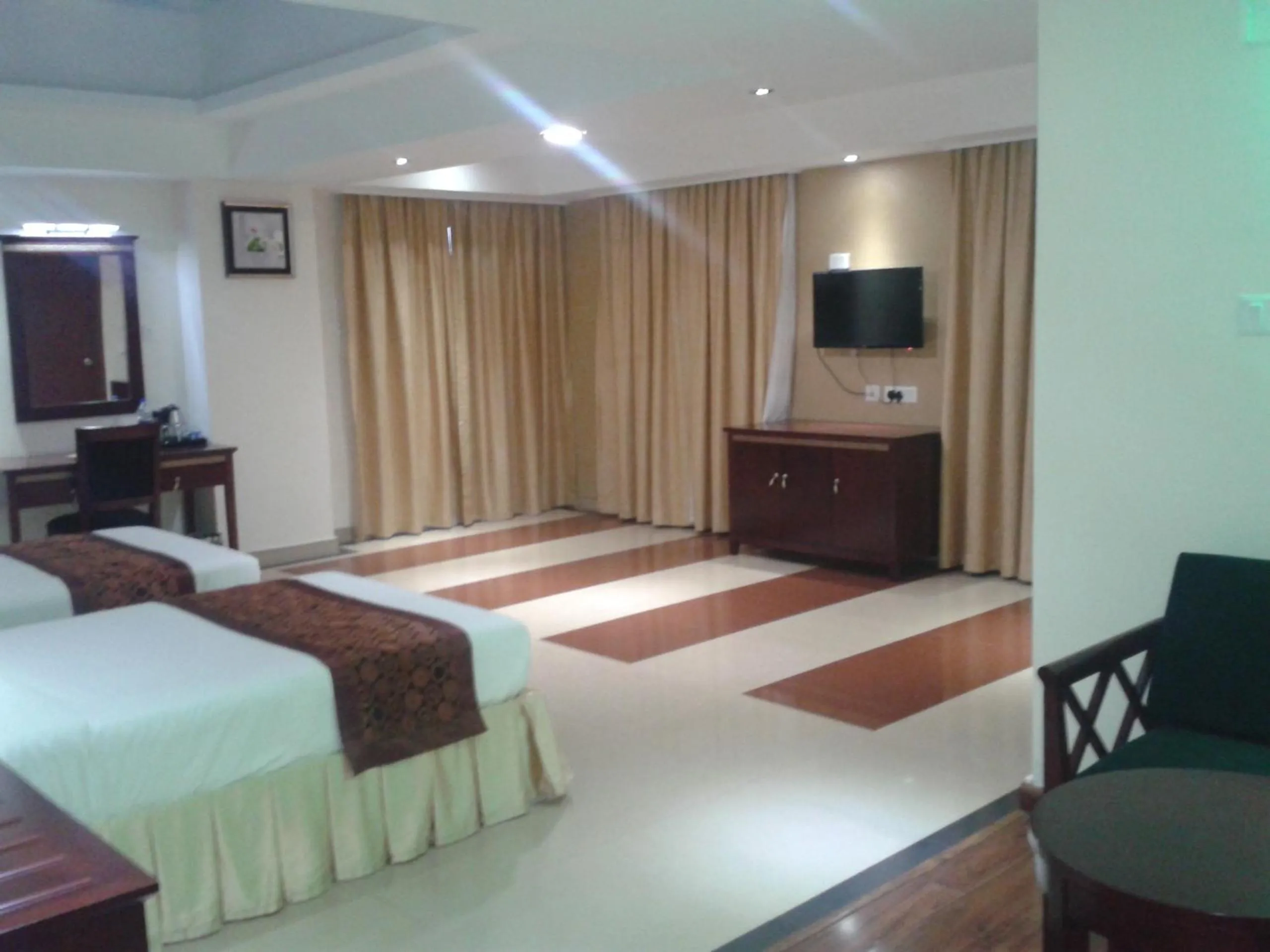 Photo of the whole room in Hotel Hiton