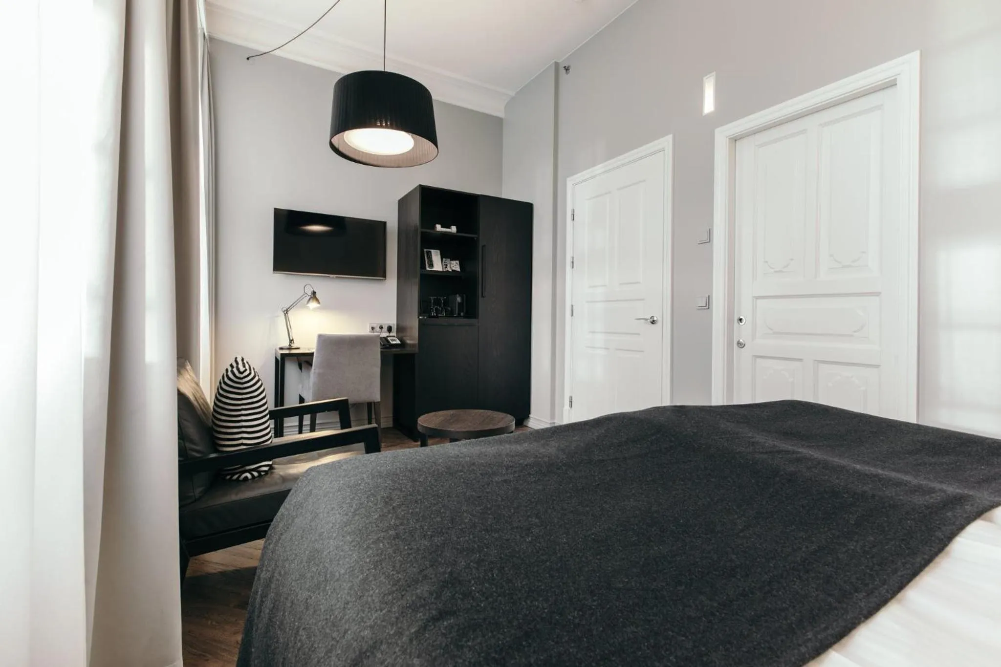 Bedroom, Bed in Apótek Hotel Reykjavík by Keahotels