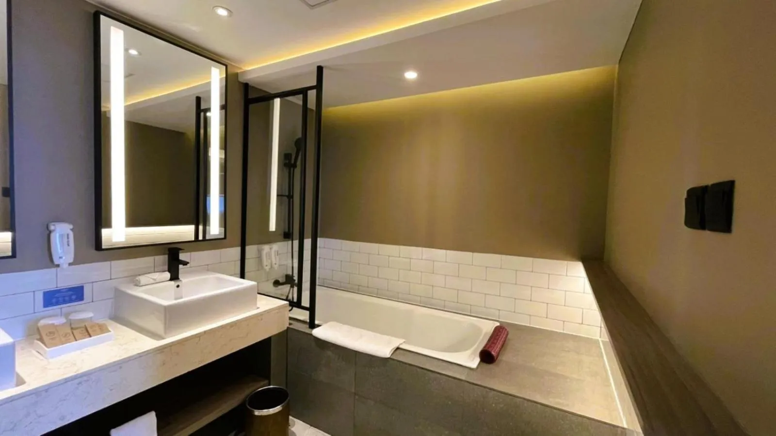 Bath in Citadines Connect Airport Jakarta Hotel