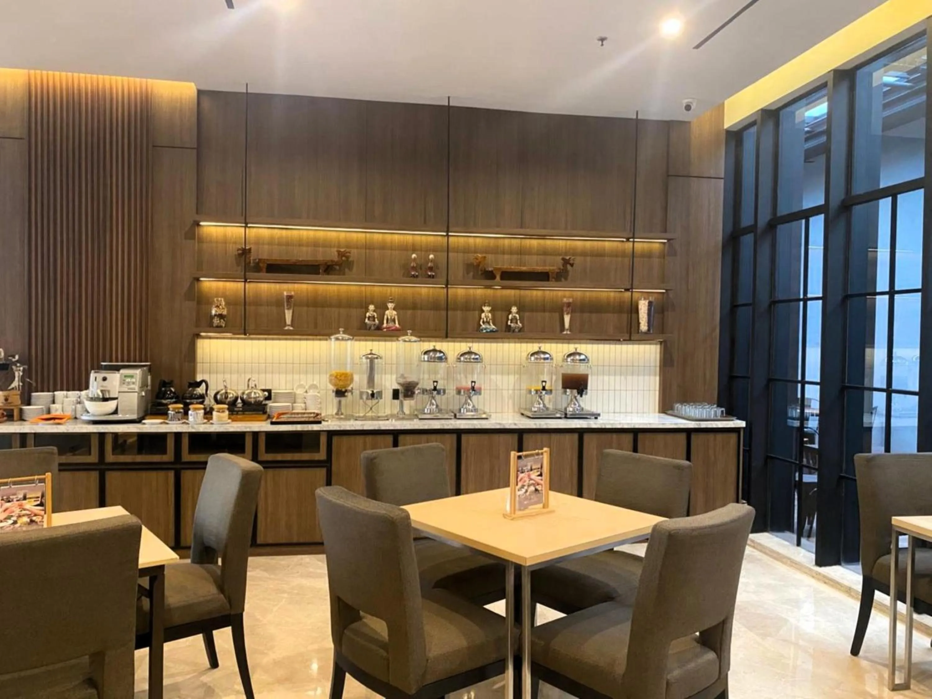 Restaurant/places to eat in Citadines Connect Airport Jakarta Hotel