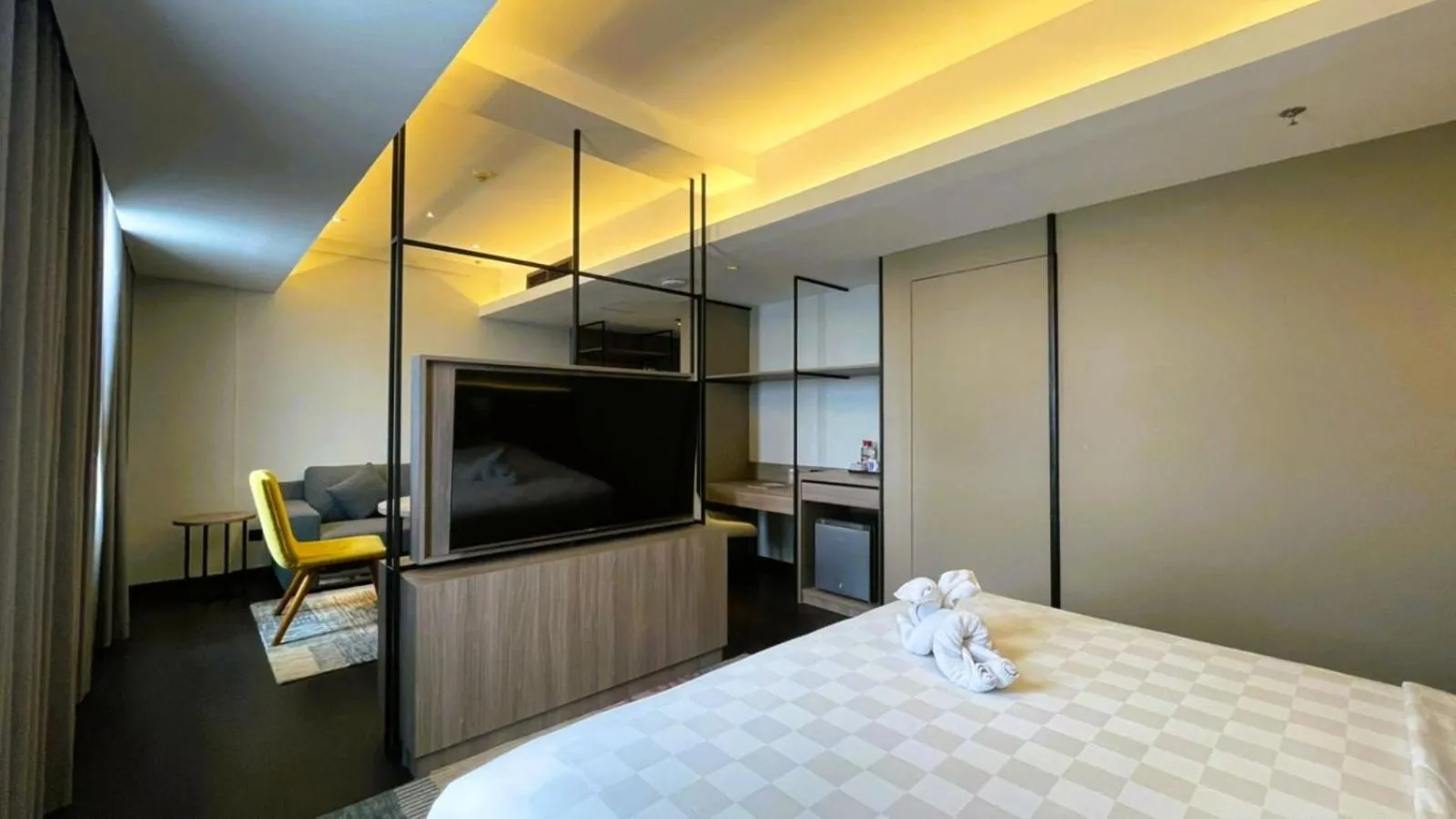 Bedroom, Bed in Citadines Connect Airport Jakarta Hotel