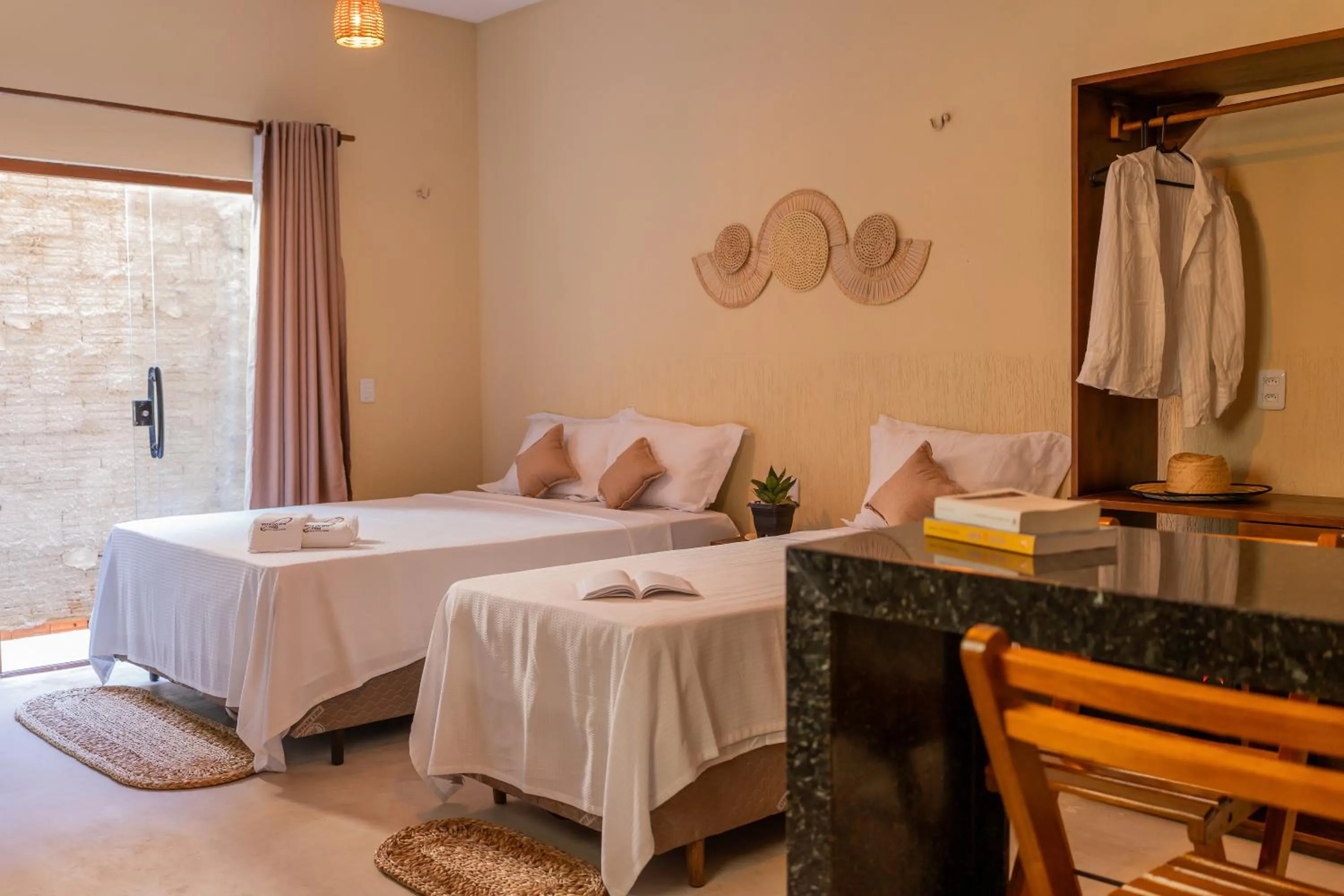 Photo of the whole room, Bed in Pousada Rota do Kite Preá