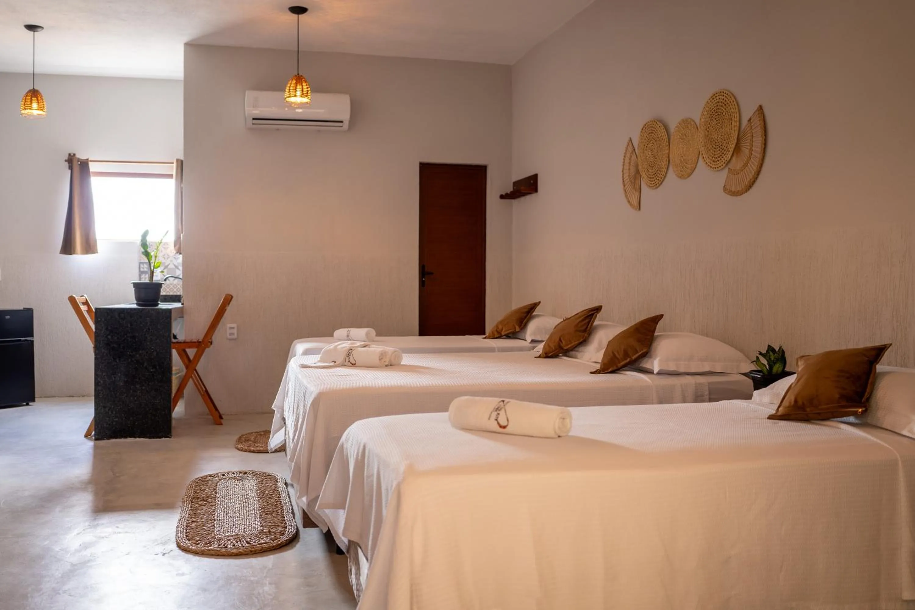 Photo of the whole room, Bed in Pousada Rota do Kite Preá