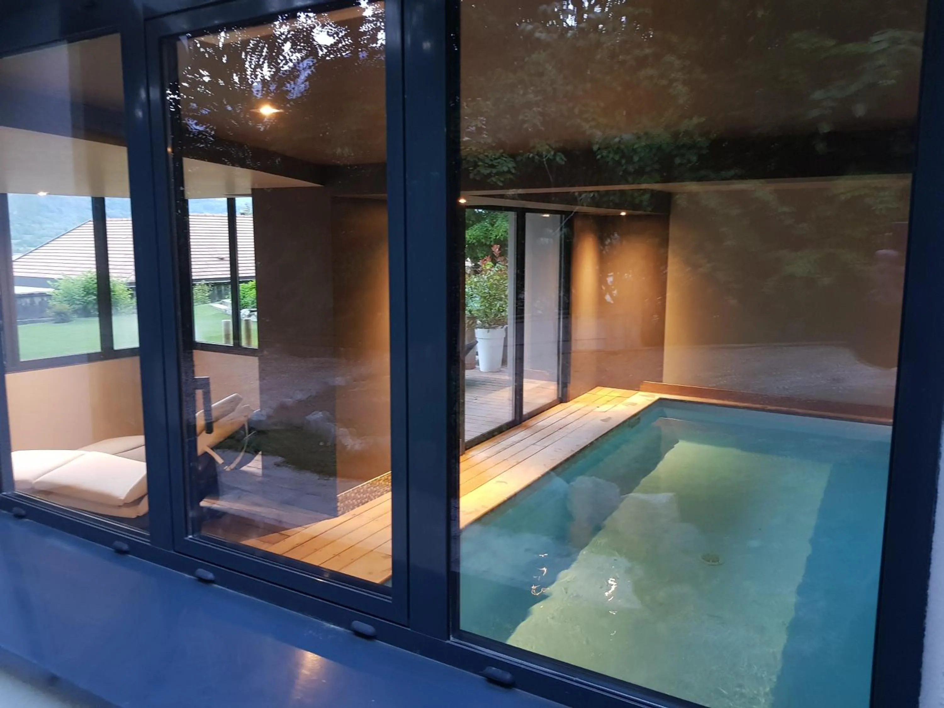 Swimming pool in Chalet Christine