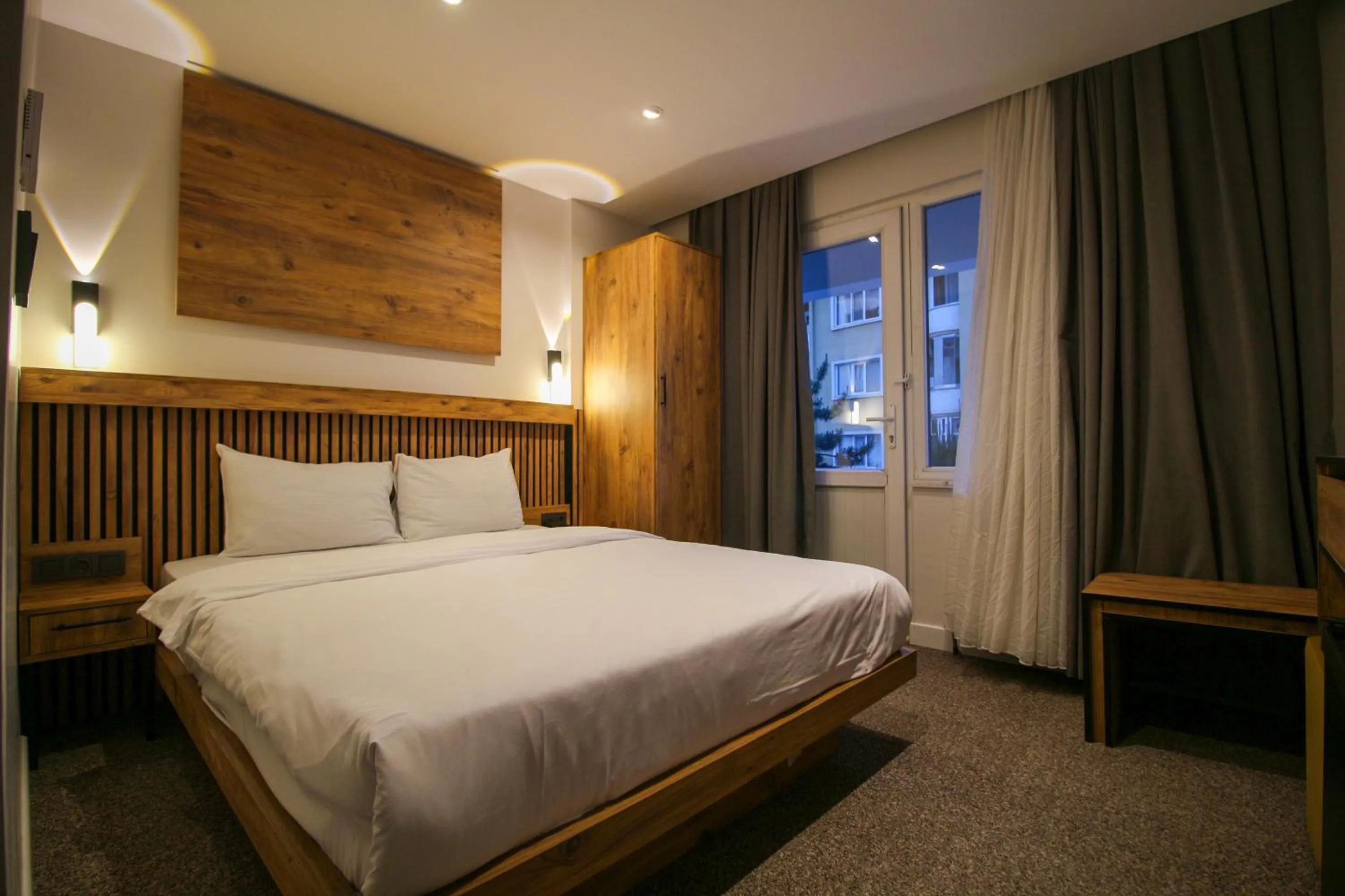 Bedroom, Bed in Kaya Hotel SAW