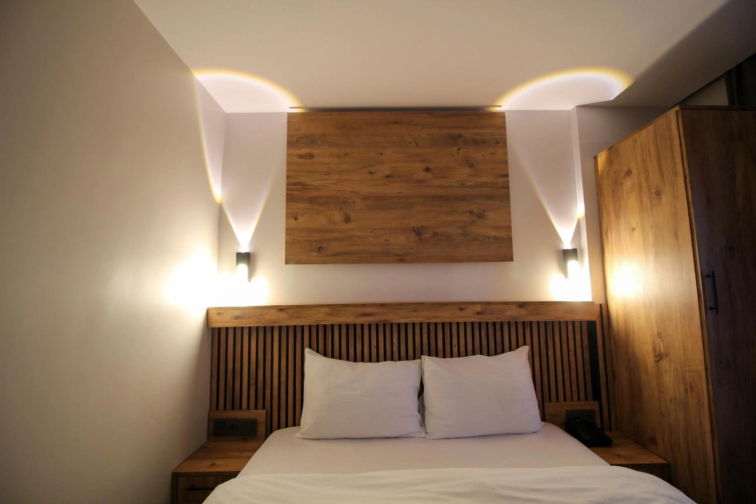 Bed in Kaya Hotel SAW