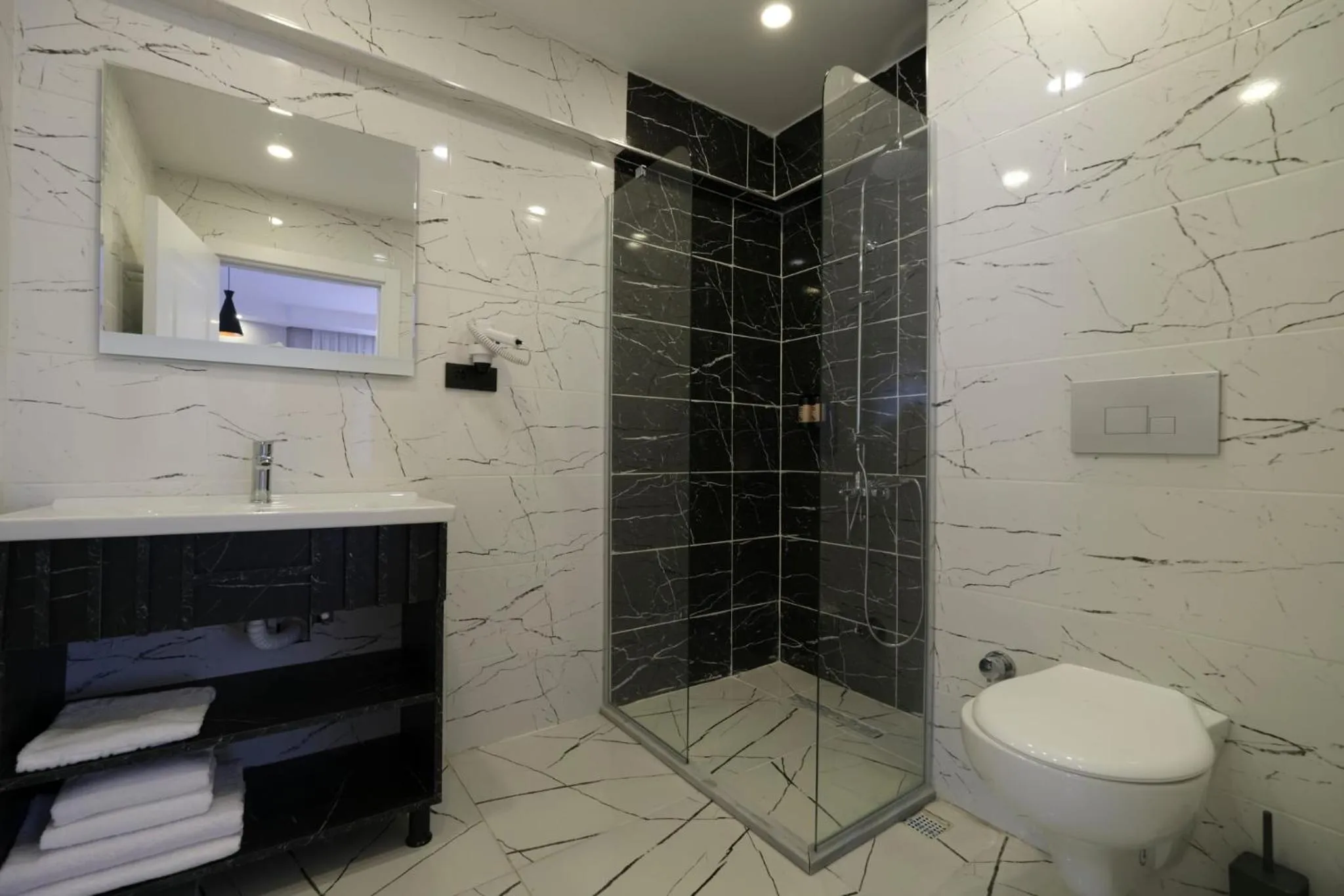 Shower in Cevvo Hotel