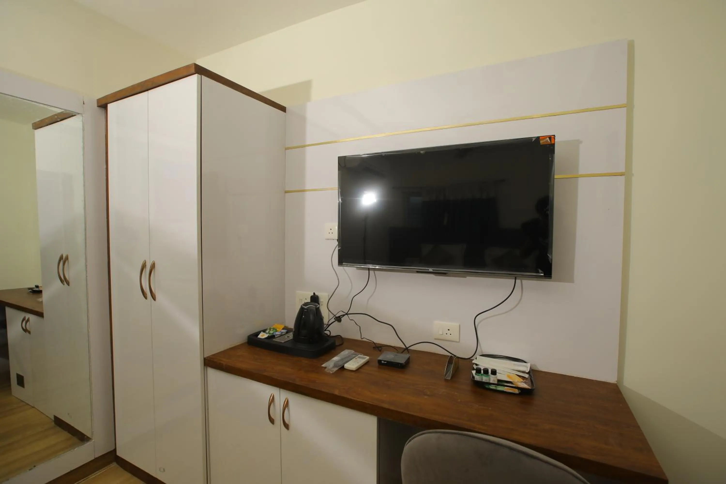 RADHA RANI RESIDENCY