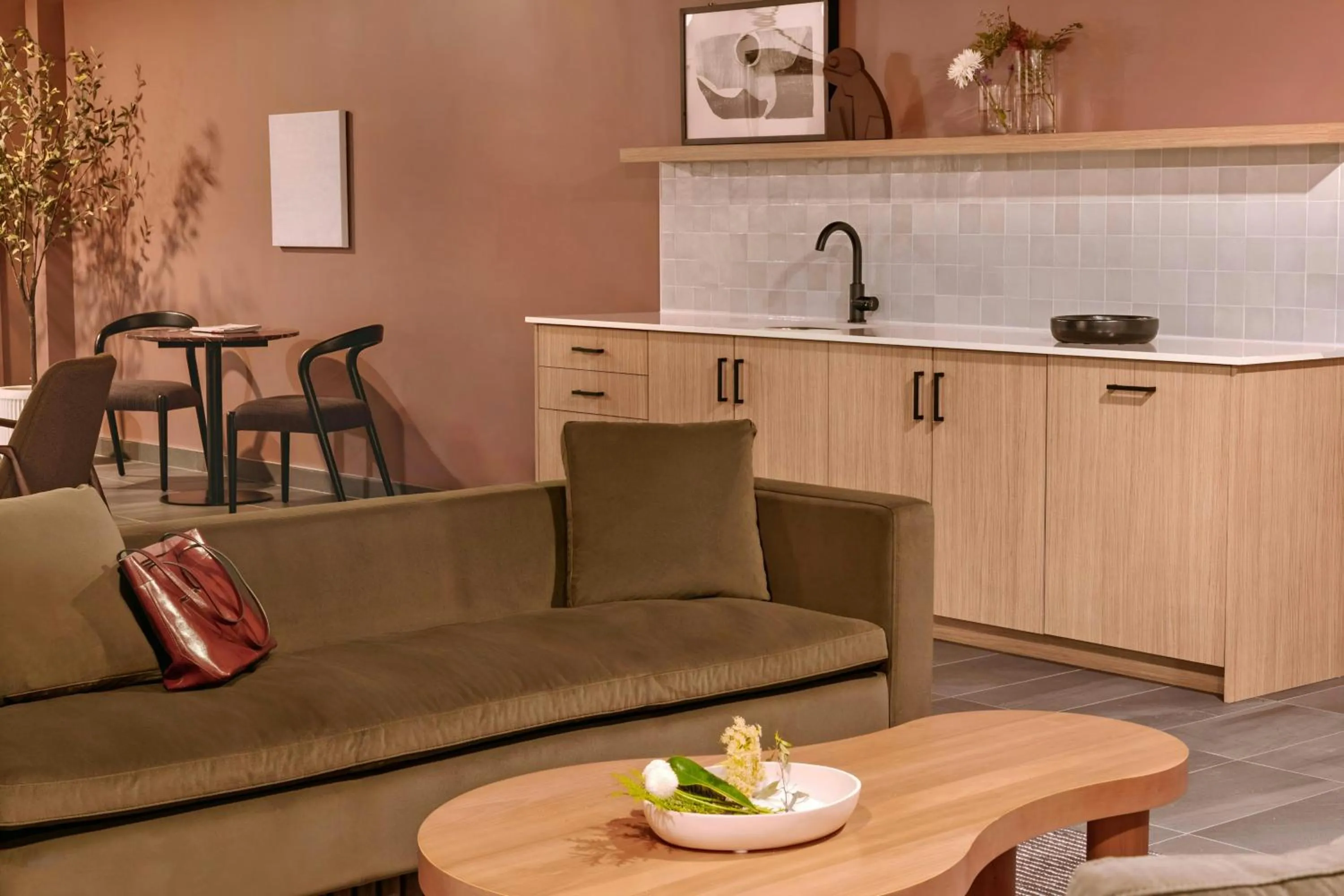 Lounge or bar in Sonder by Marriott Bonvoy Arlo Apartments Downtown