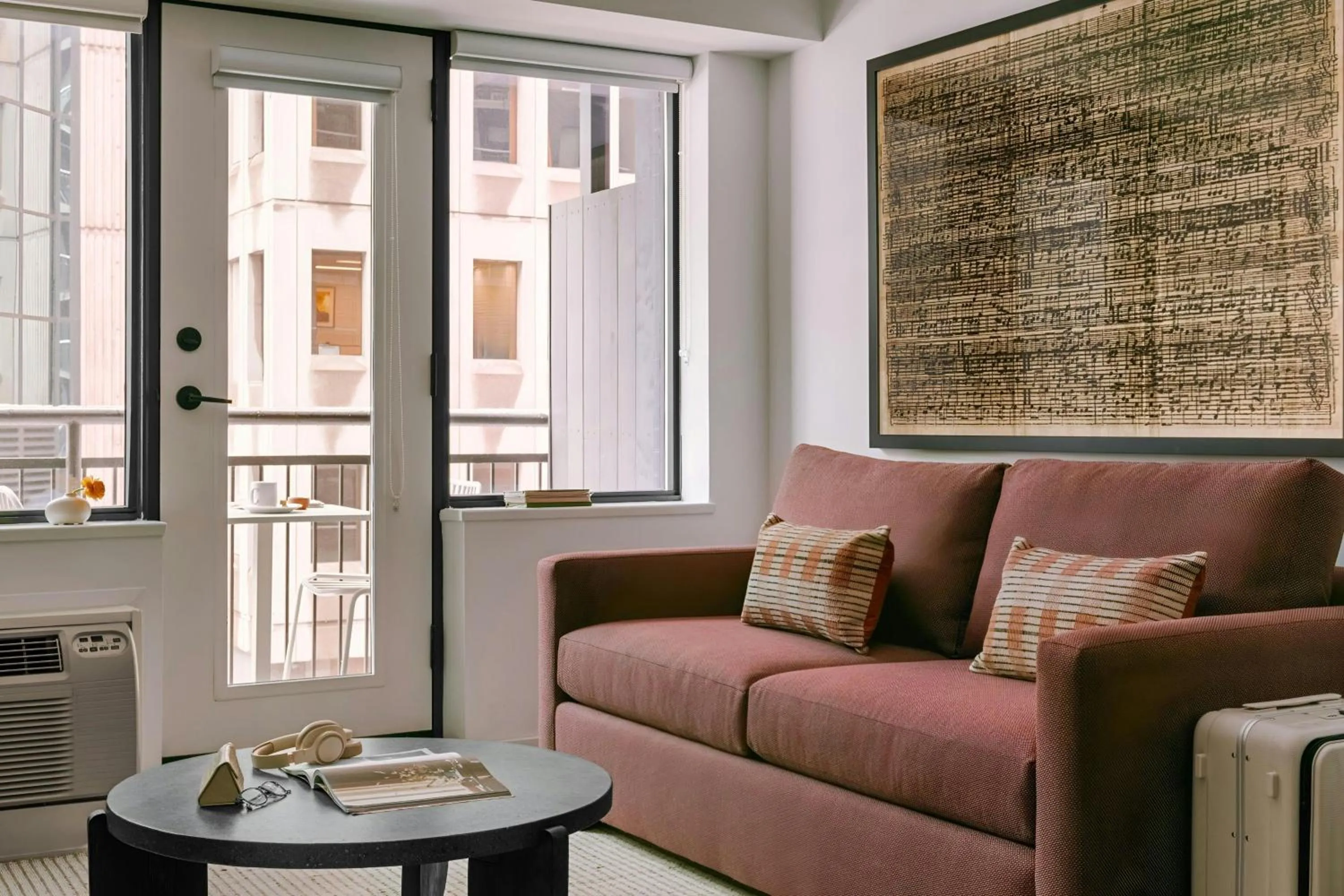 Living room in Sonder by Marriott Bonvoy Arlo Apartments Downtown