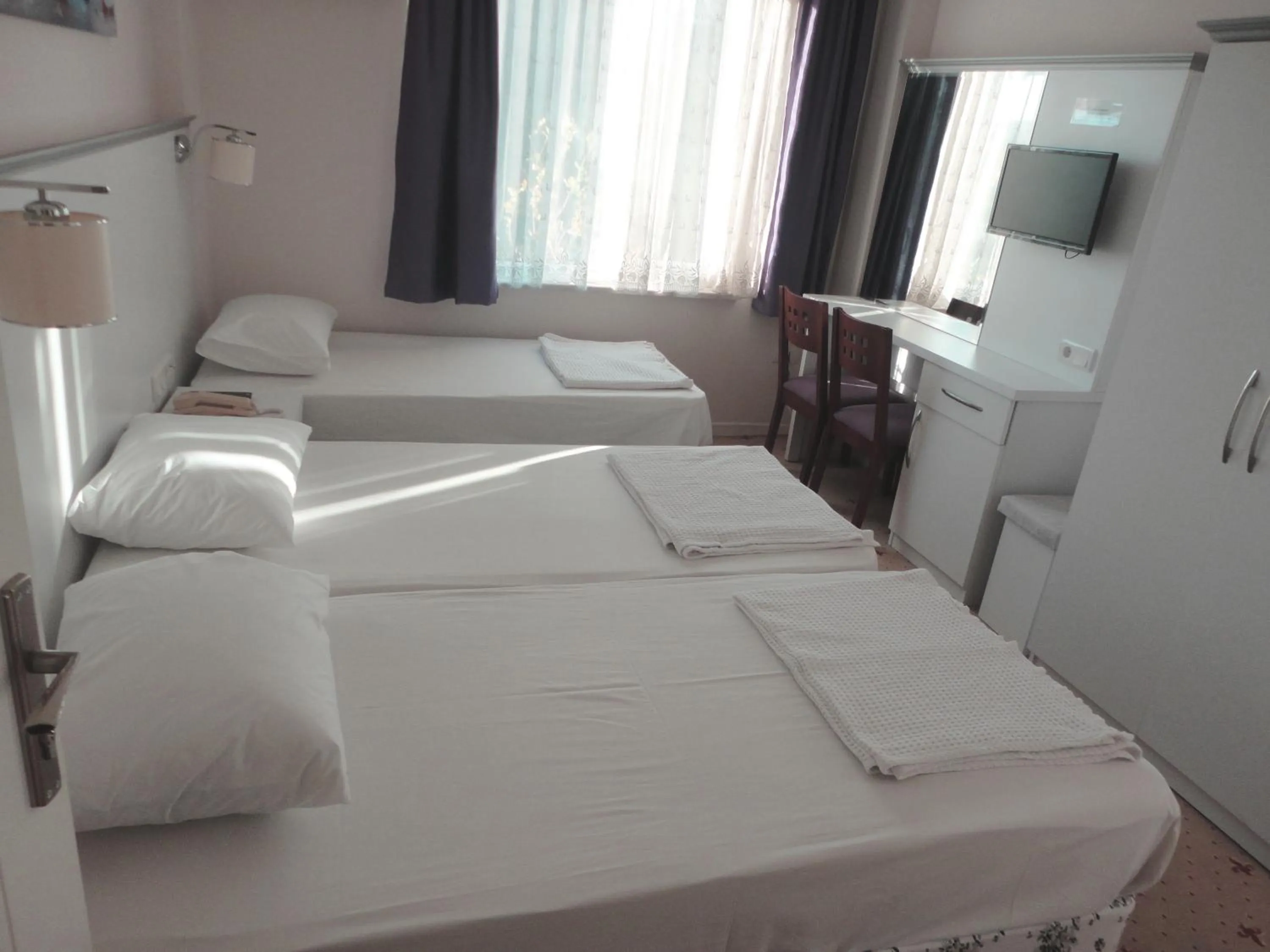 Photo of the whole room, Bed in Cicek Hotel & Apartments