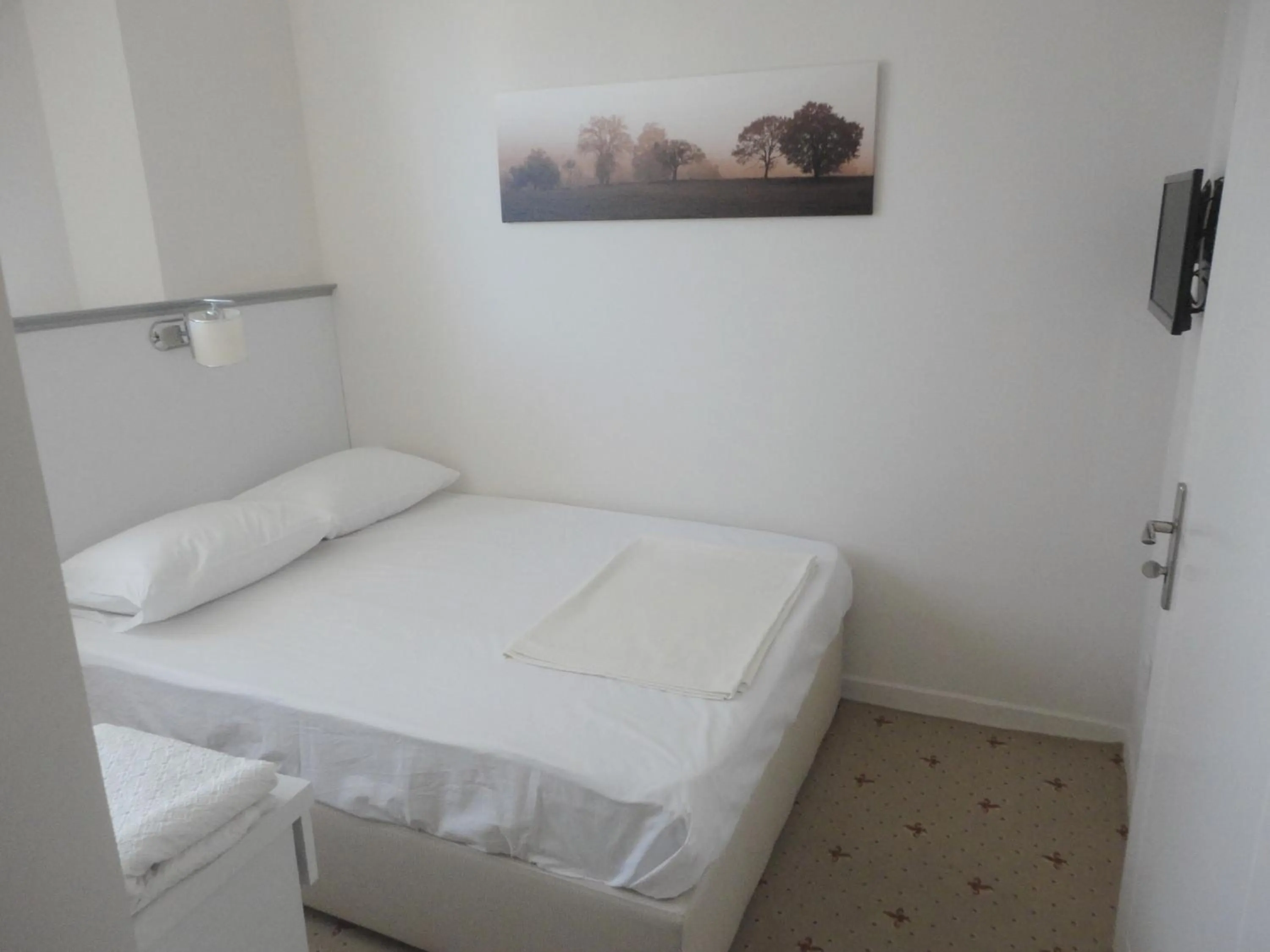 Photo of the whole room, Bed in Cicek Hotel & Apartments