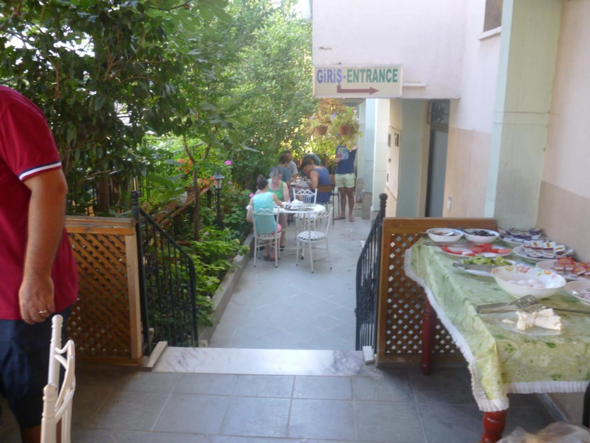 Garden in Cicek Hotel & Apartments