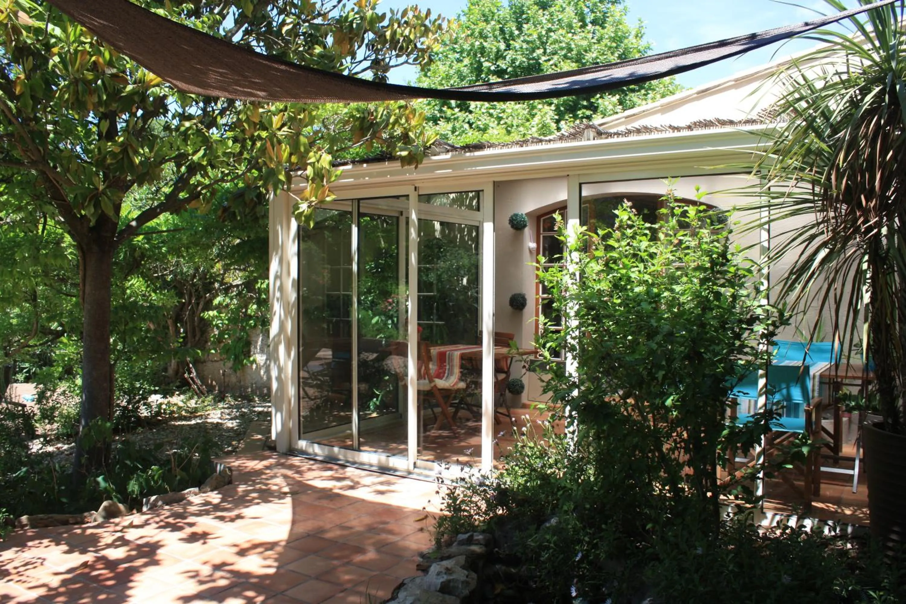 Property building in Le Mas de Bertagne