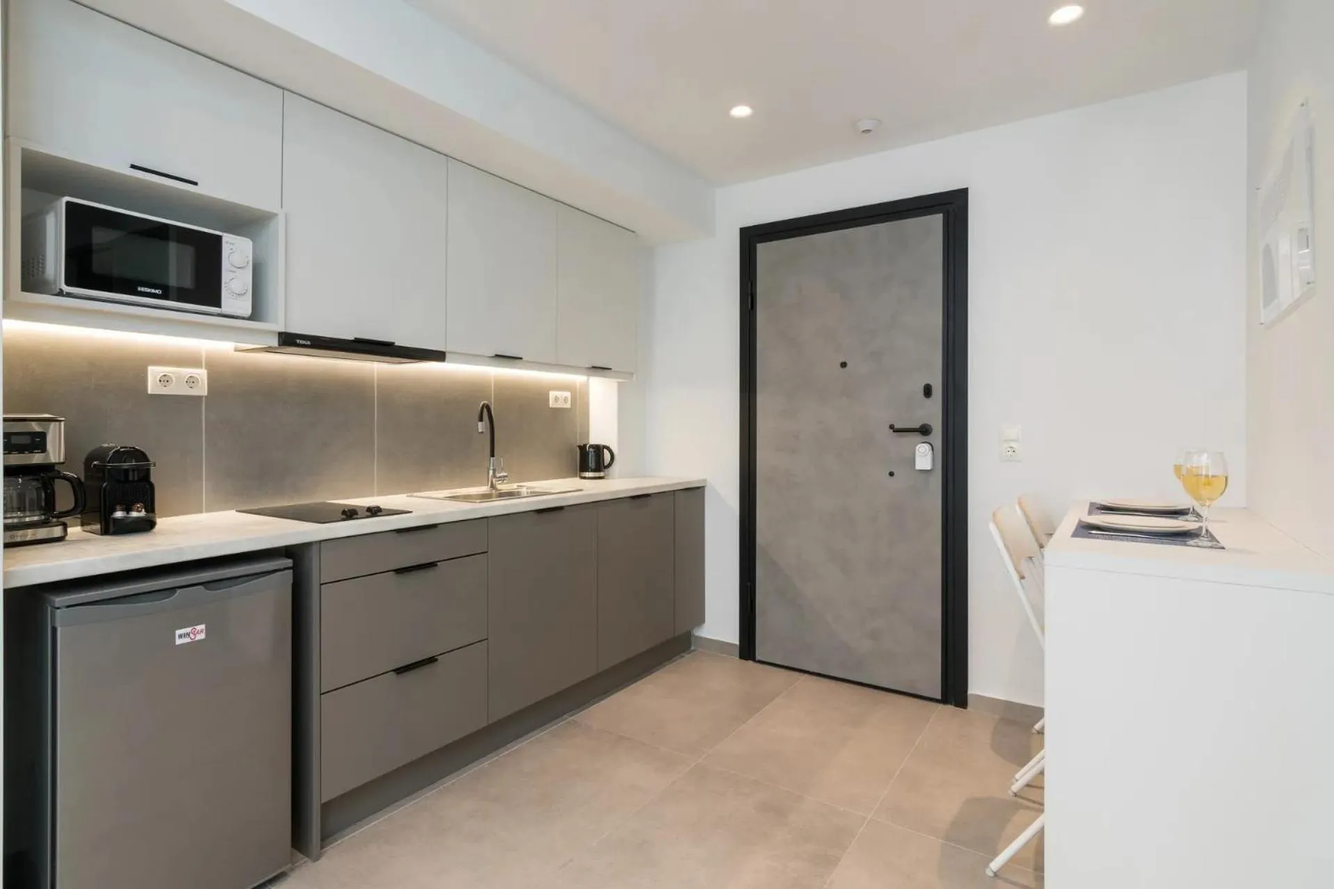 Athens Theatrou Apartments