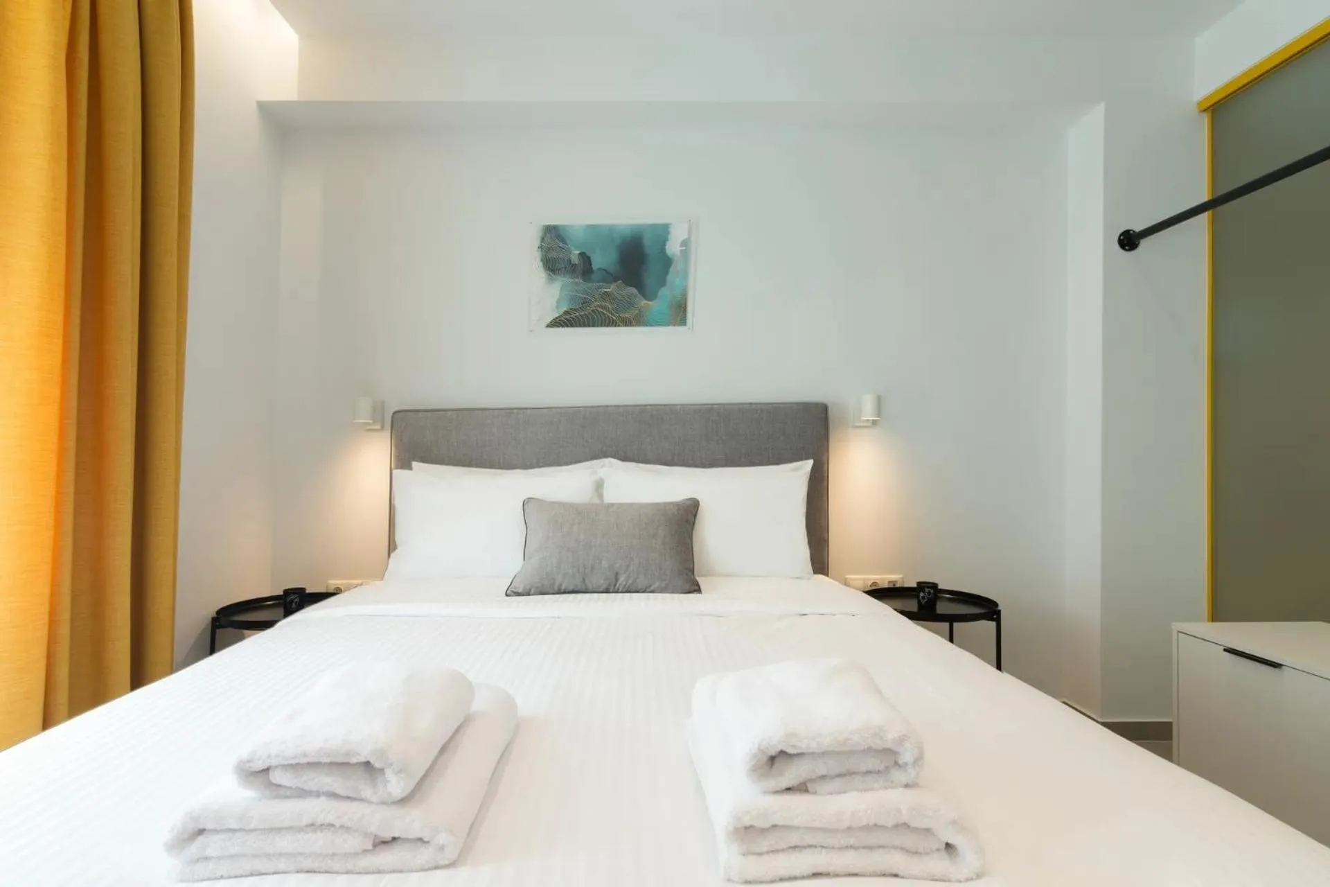 Bed in Athens Theatrou Apartments