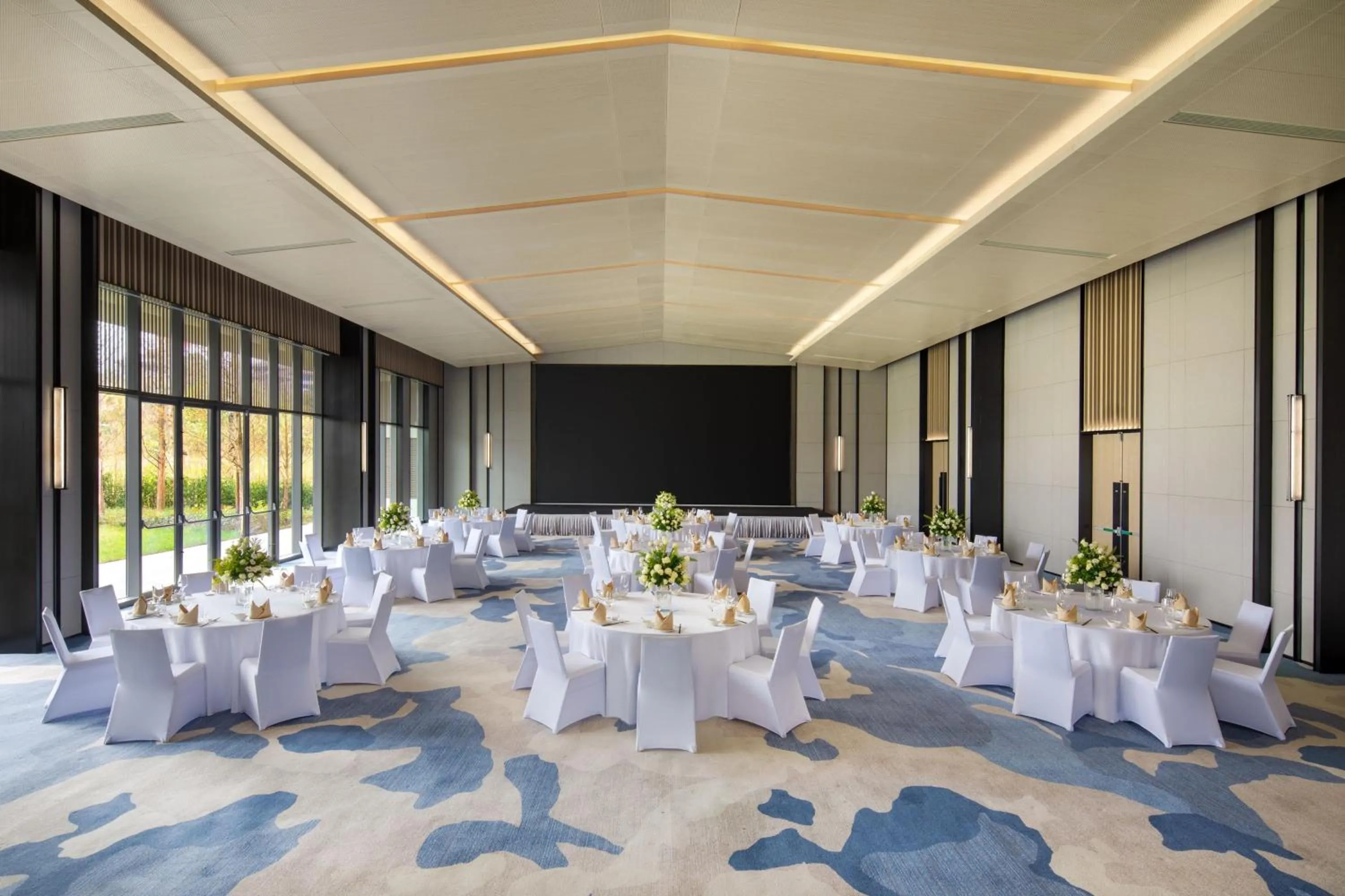 Banquet/Function facilities in Fairfield by Marriott Bijie