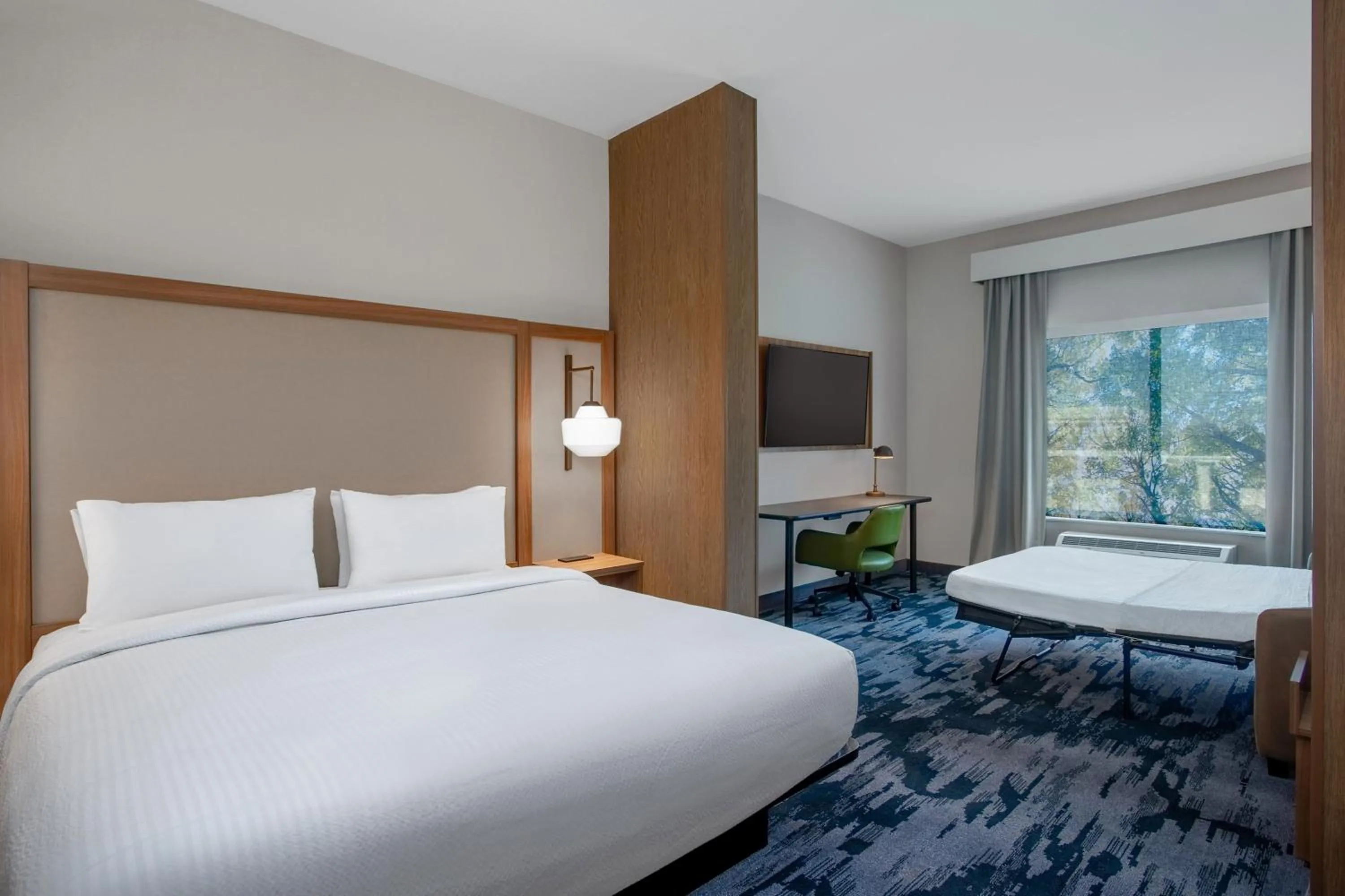 Photo of the whole room, Bed in Fairfield by Marriott Inn & Suites Indianapolis Plainfield