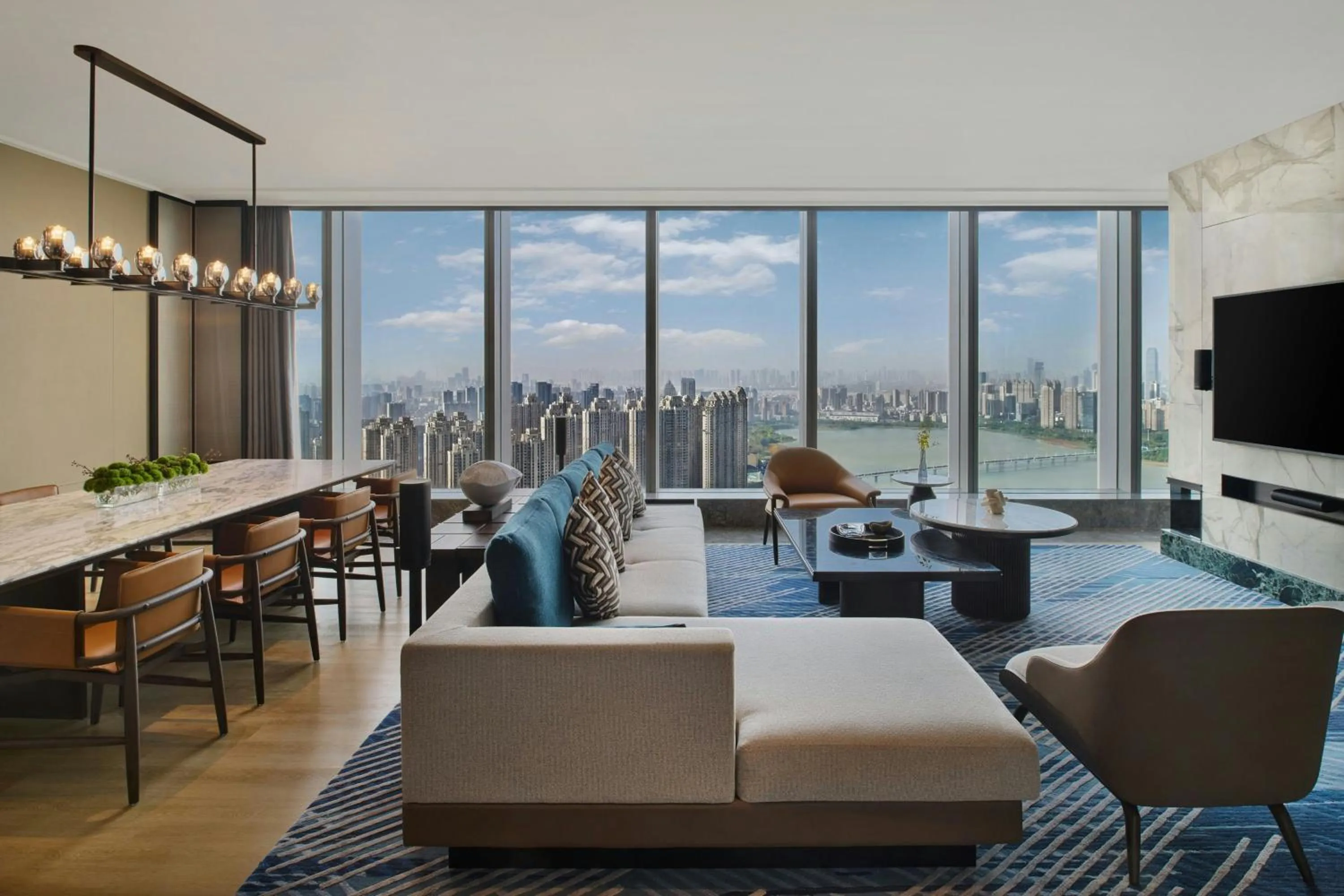 Photo of the whole room in Wuhan Marriott Hotel Wuchang