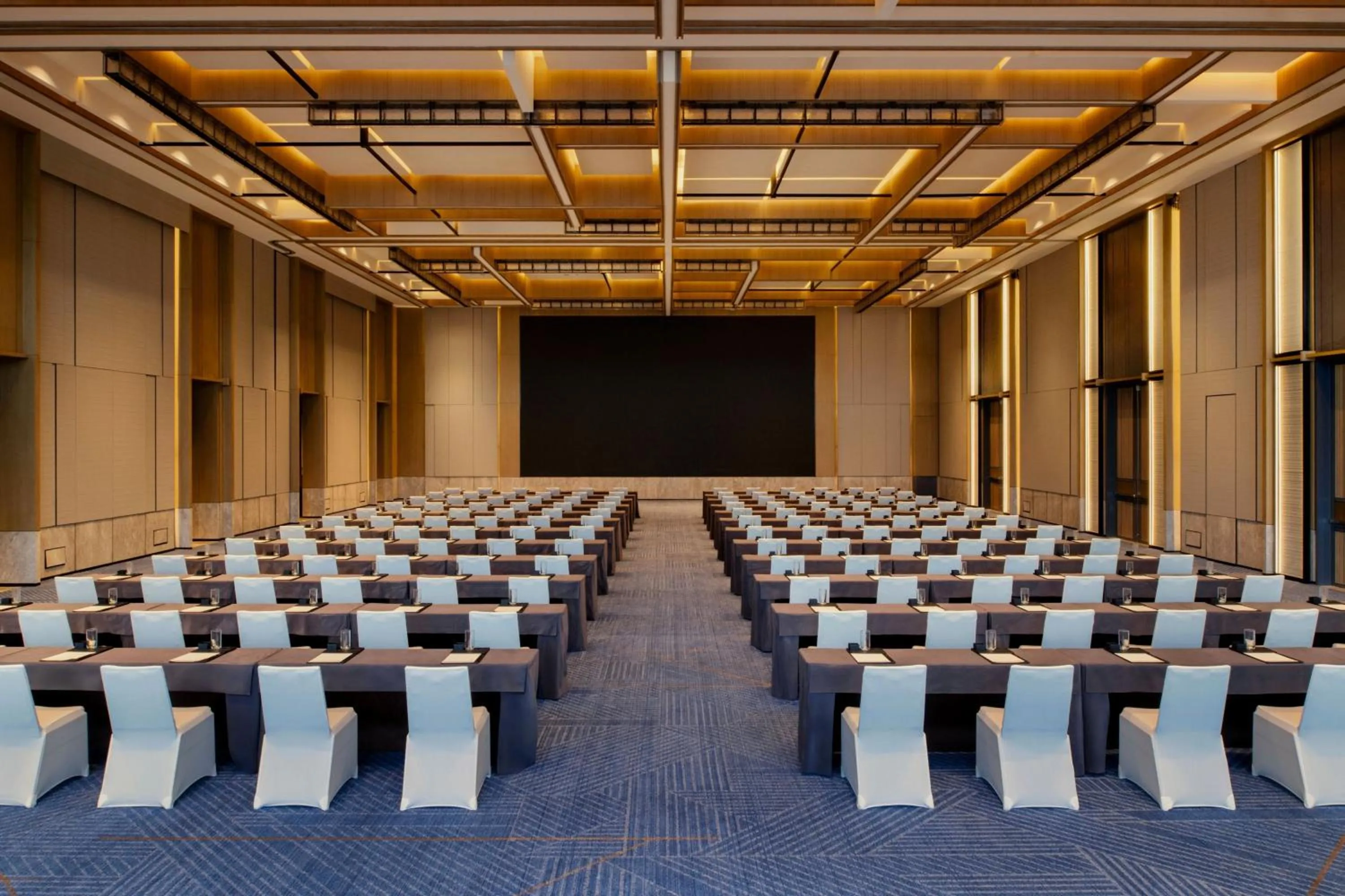 Meeting/conference room in Wuhan Marriott Hotel Wuchang
