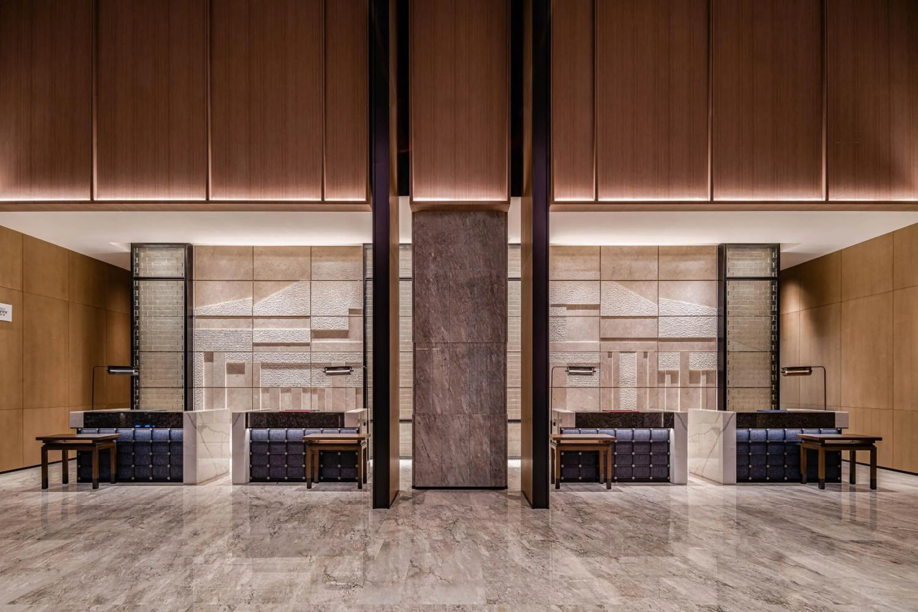 Lobby or reception in Wuhan Marriott Hotel Wuchang