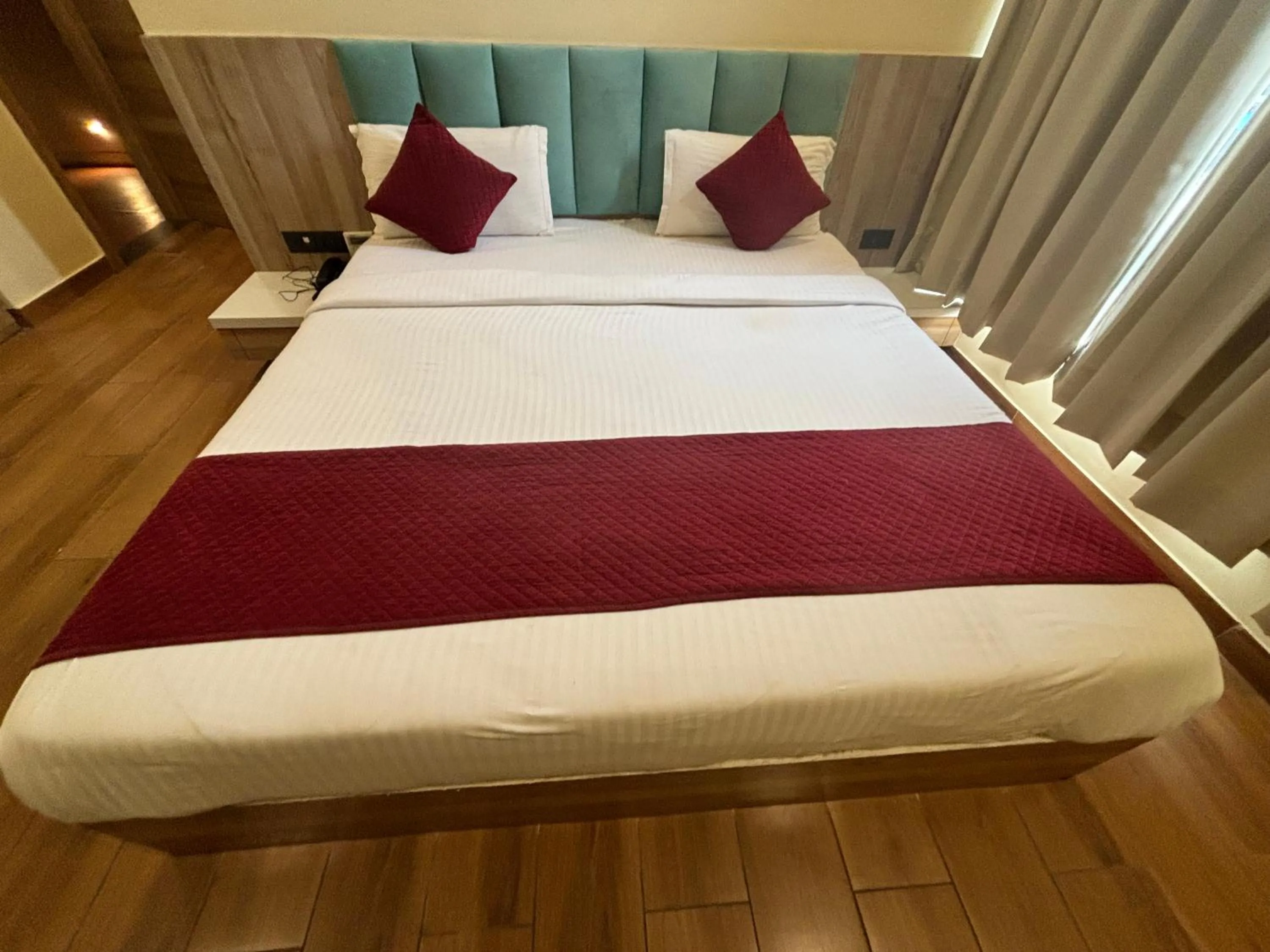 Bed in Hotel Anju Shree Inn-Near Jaipur Airport Terminal 1