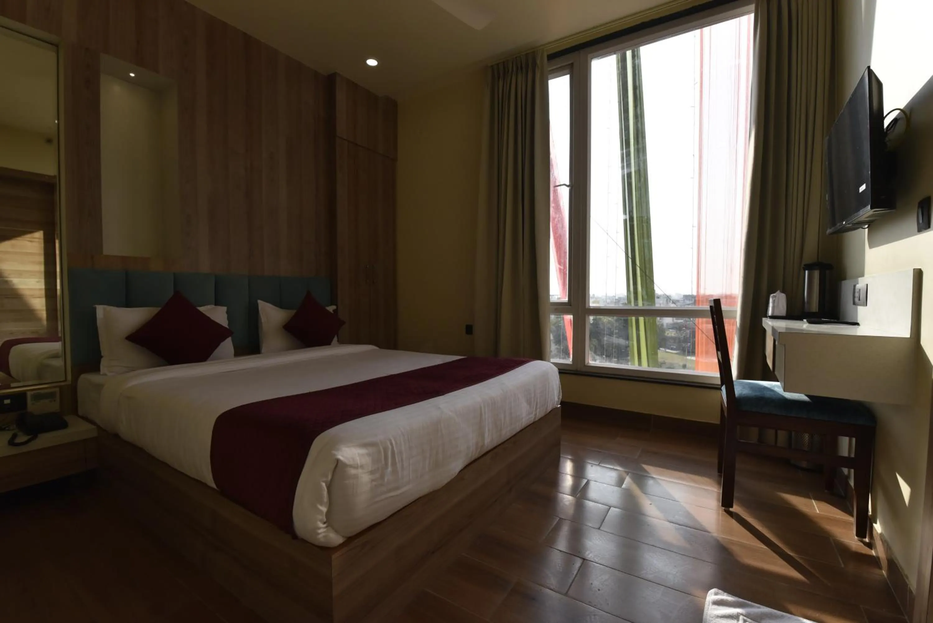 Bed in Hotel Anju Shree Inn-Near Jaipur Airport Terminal 1