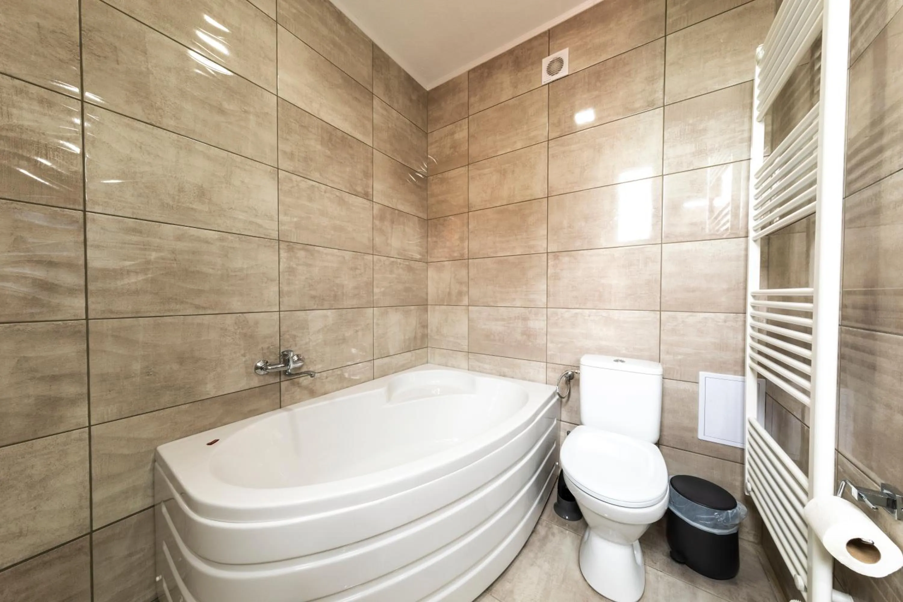 Bath in Filo Hotel Wellness & Spa