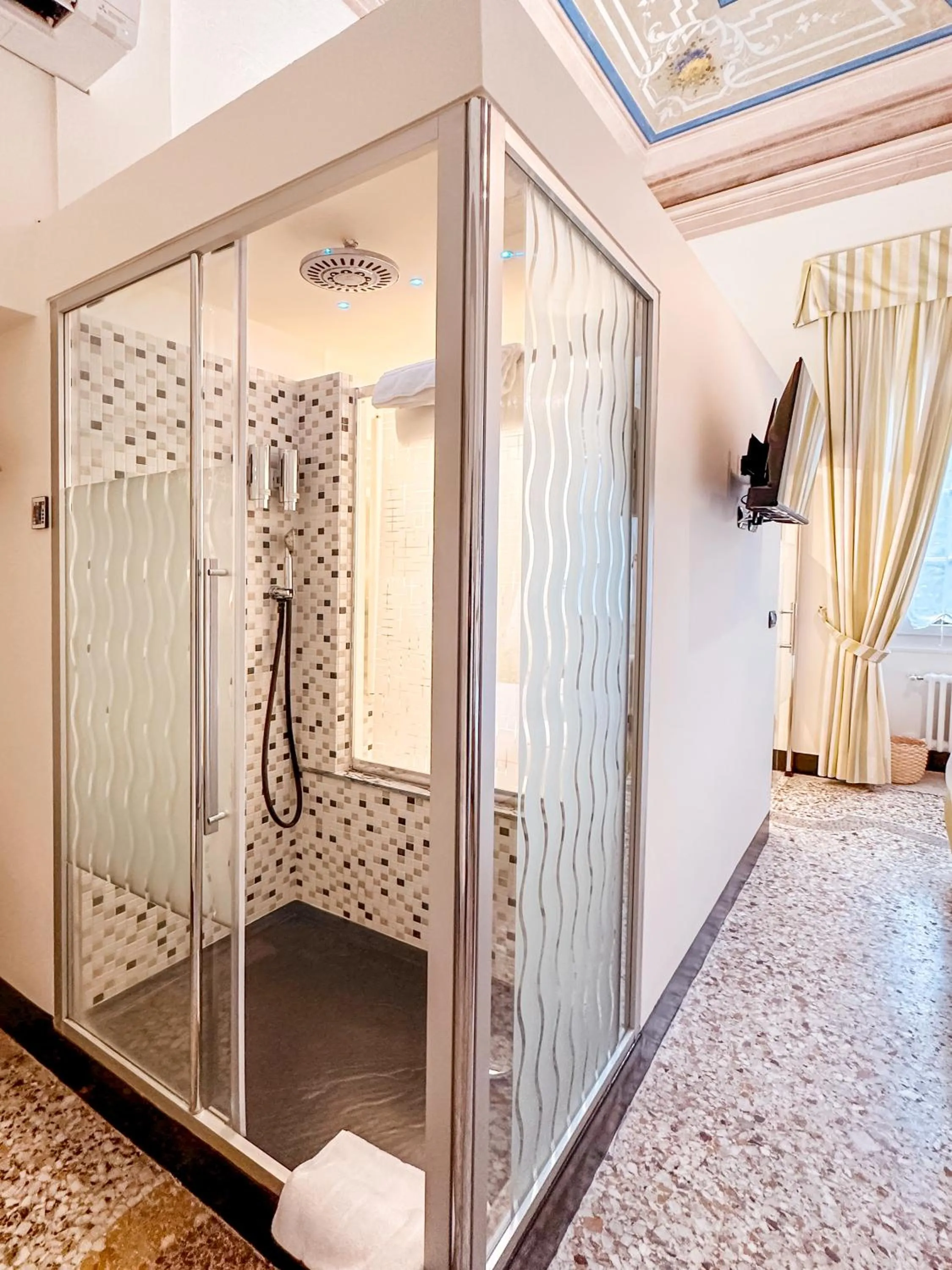 Bathroom in Villa Gelsomino Exclusive House Adult Only