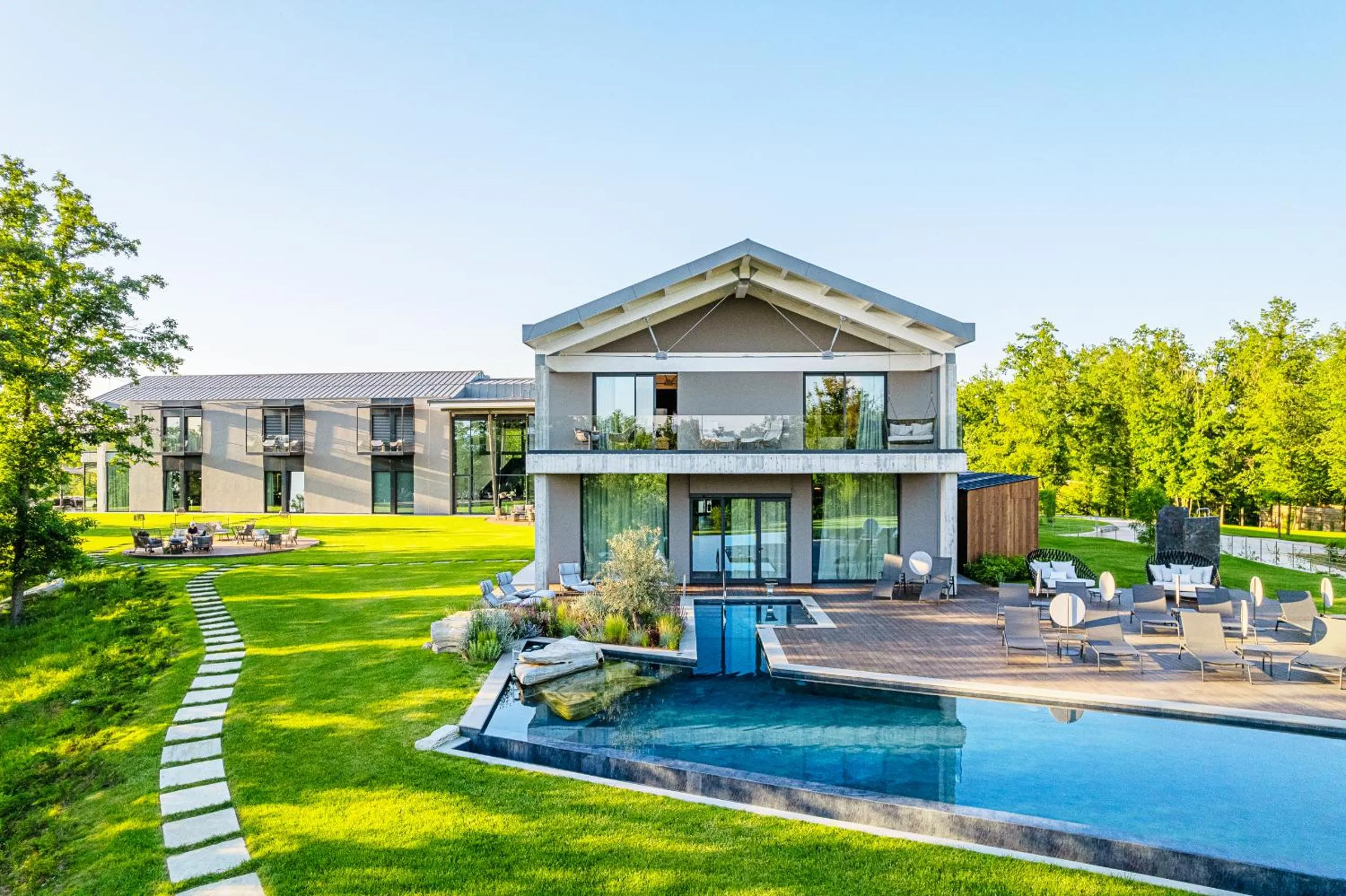 Swimming pool in Le Cattedrali Relais by Laqua Collection