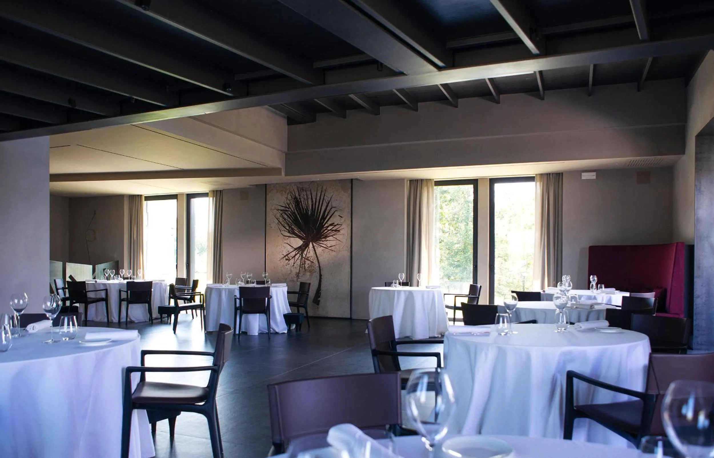 Restaurant/places to eat in Le Cattedrali Relais by Laqua Collection