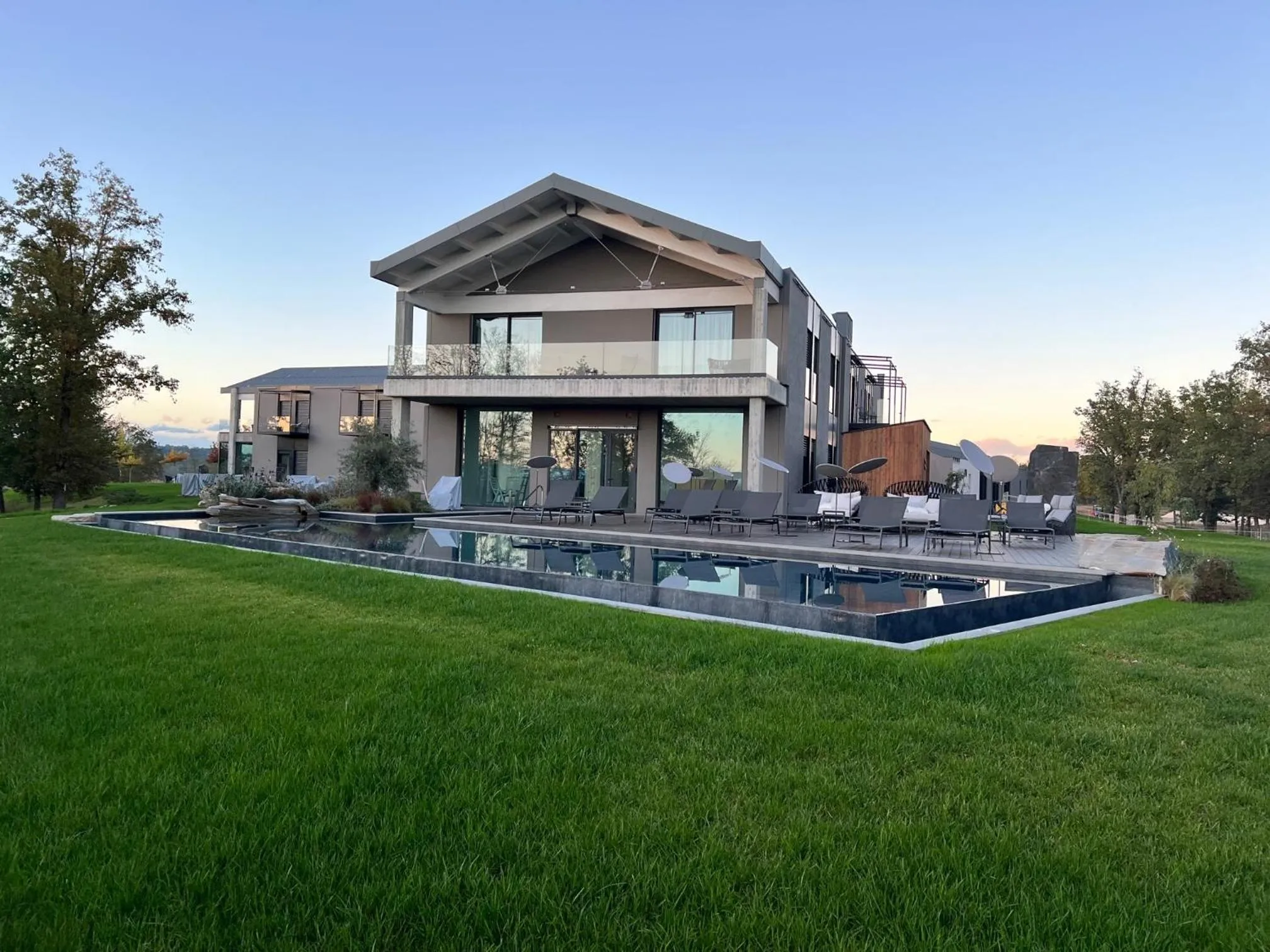 Swimming pool in Le Cattedrali Relais by Laqua Collection