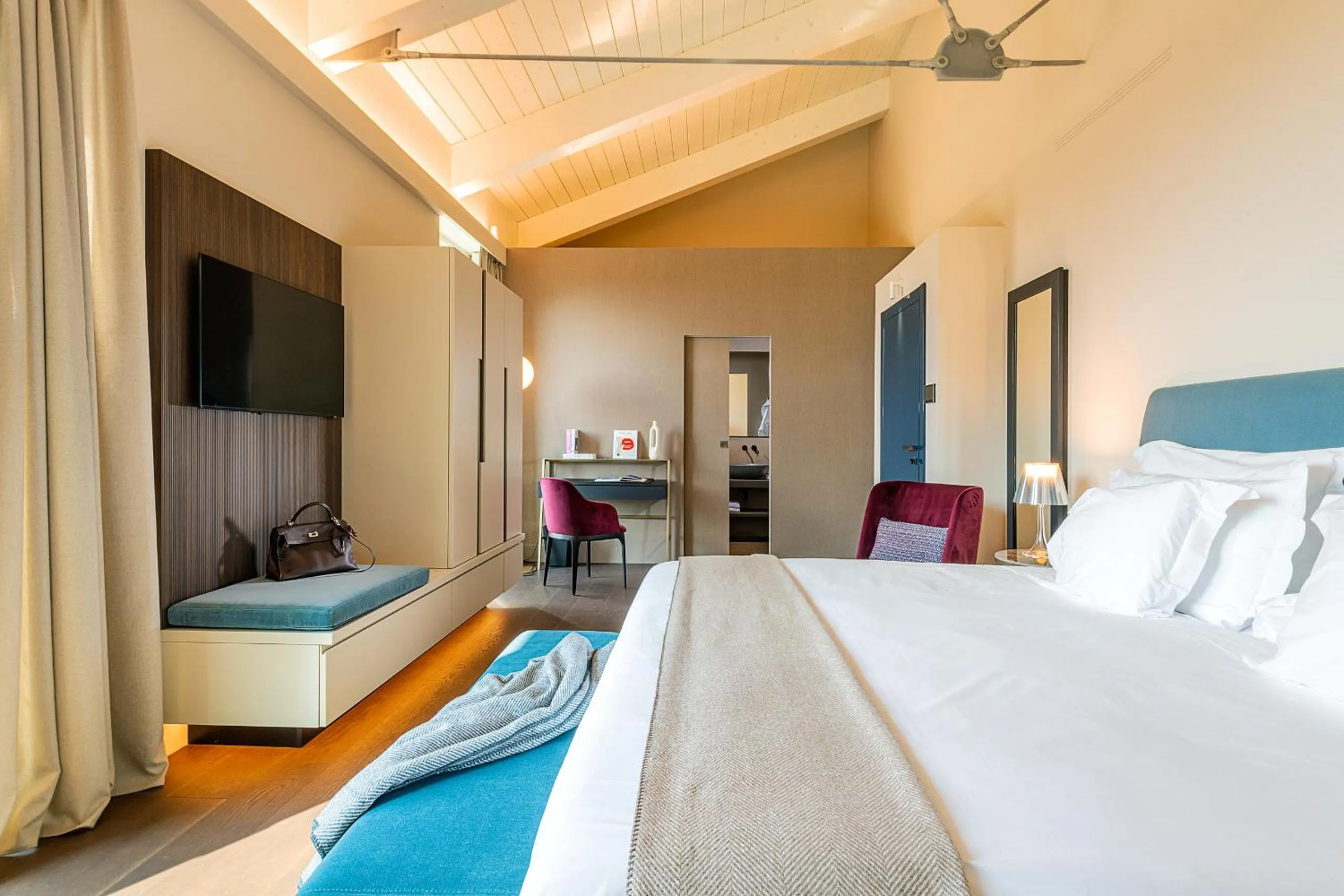 Bedroom, Bed in Le Cattedrali Relais by Laqua Collection