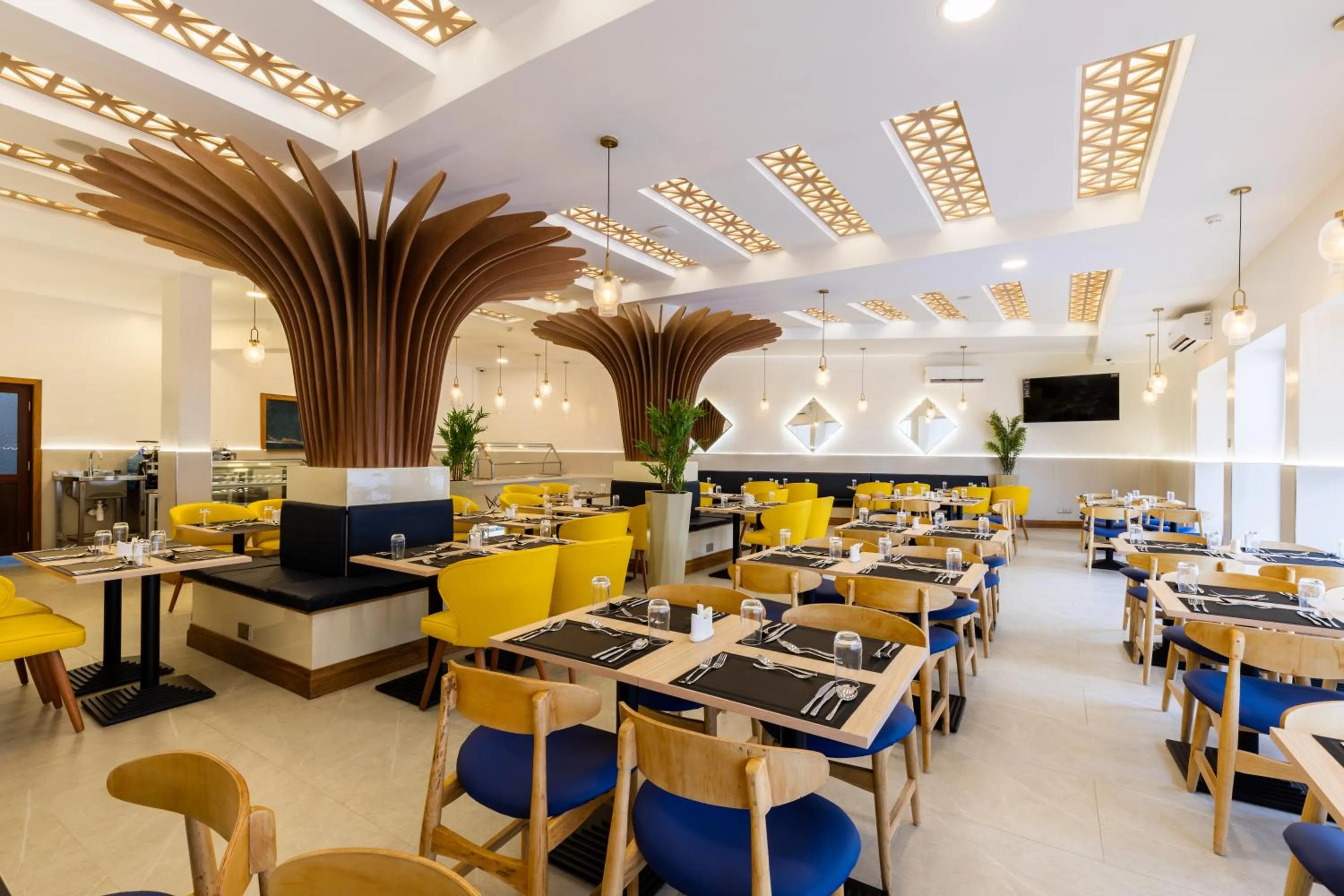 Restaurant/places to eat in Premium Inn Mombasa City