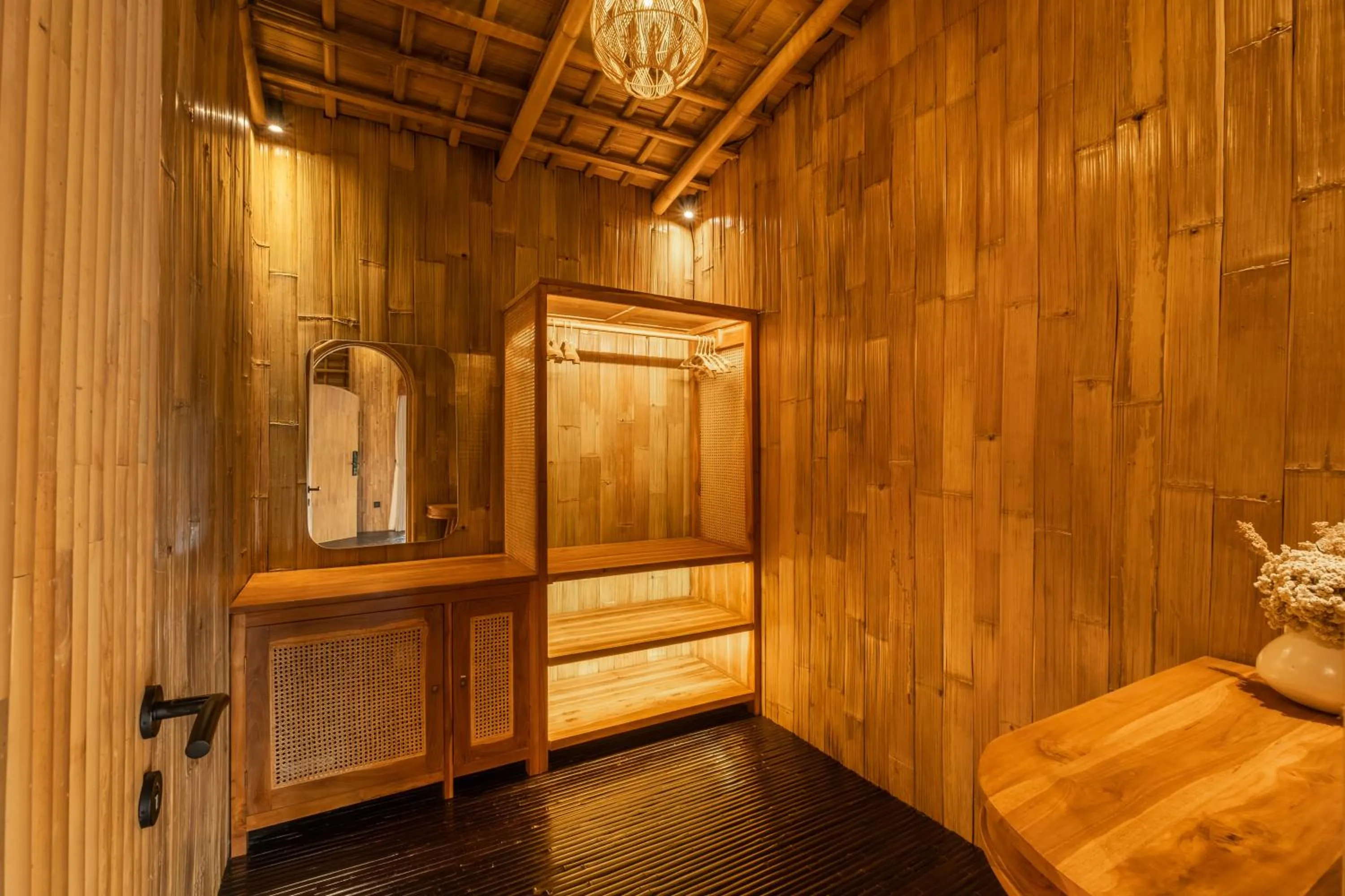 wardrobe in Jungleight Bali